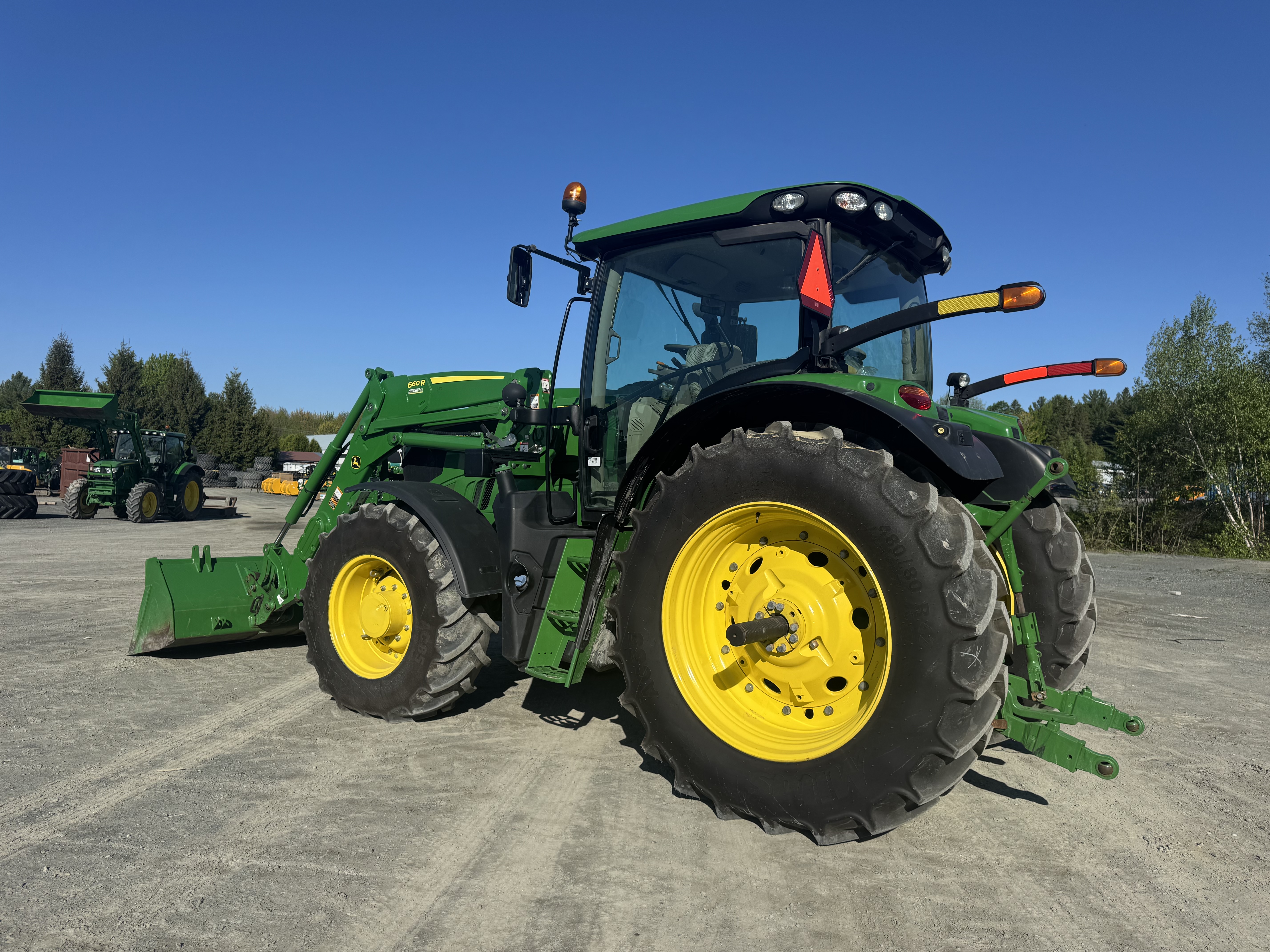 John Deere 6145R  