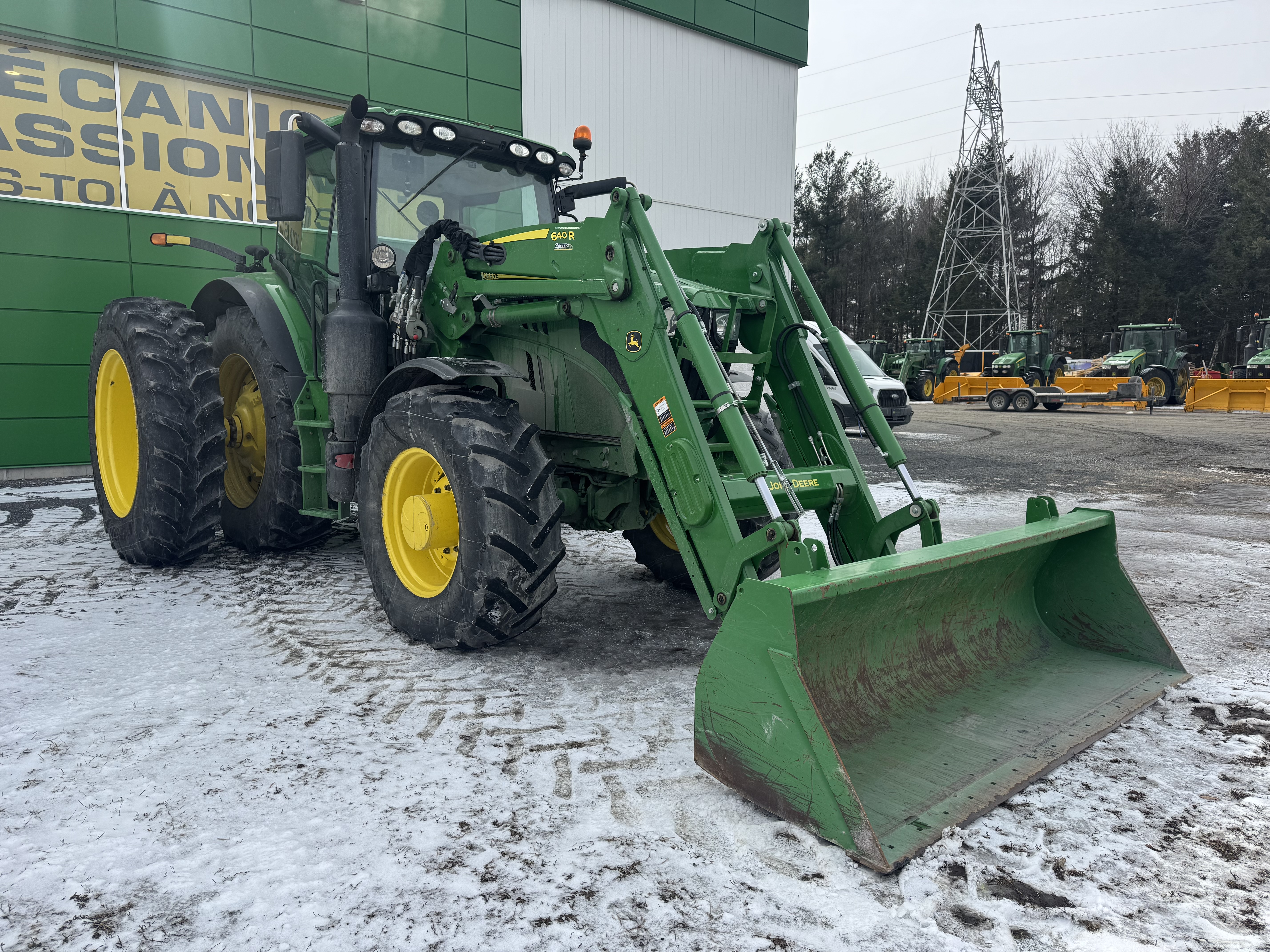 John Deere 6145R