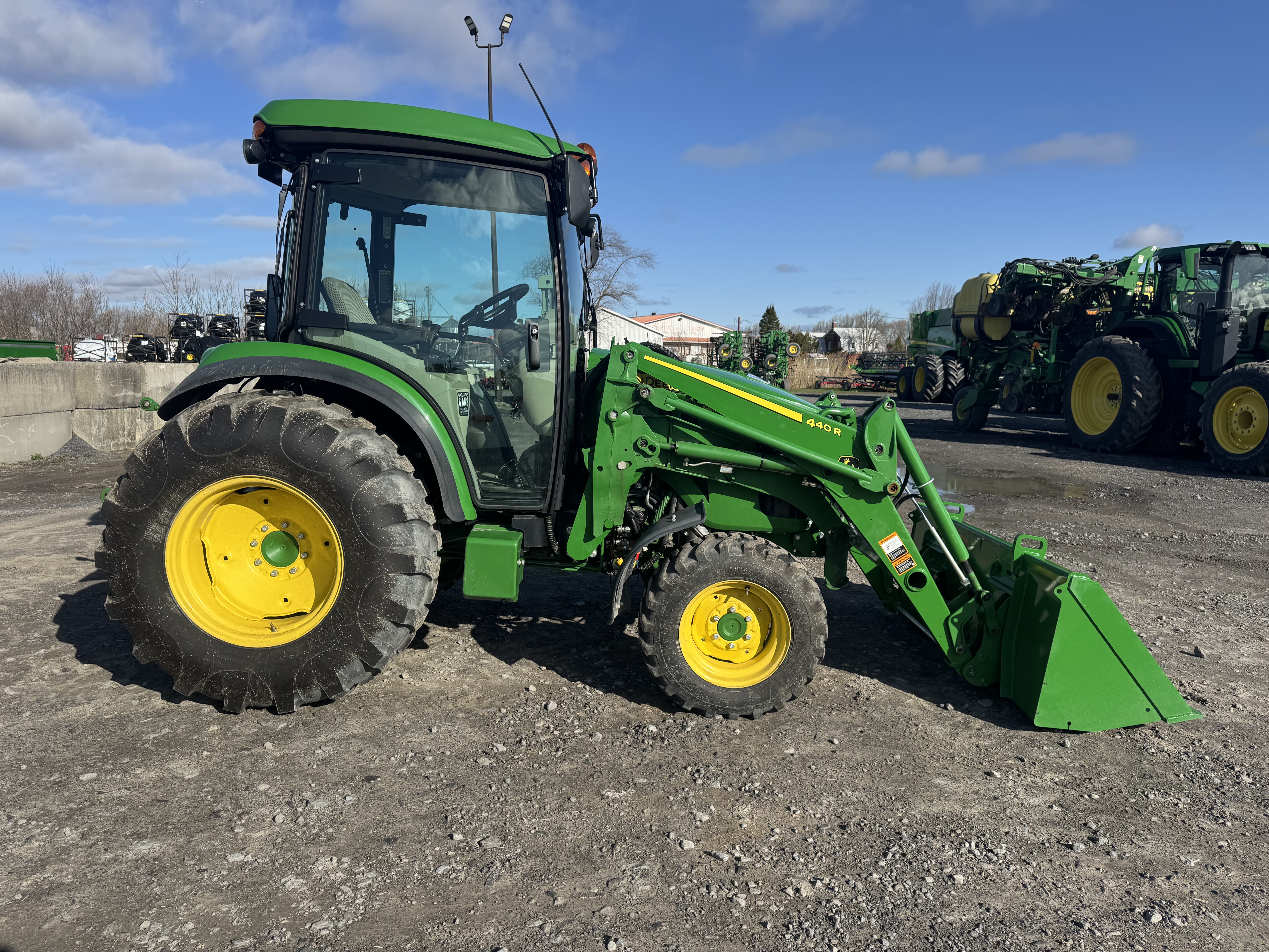 John Deere 4066R