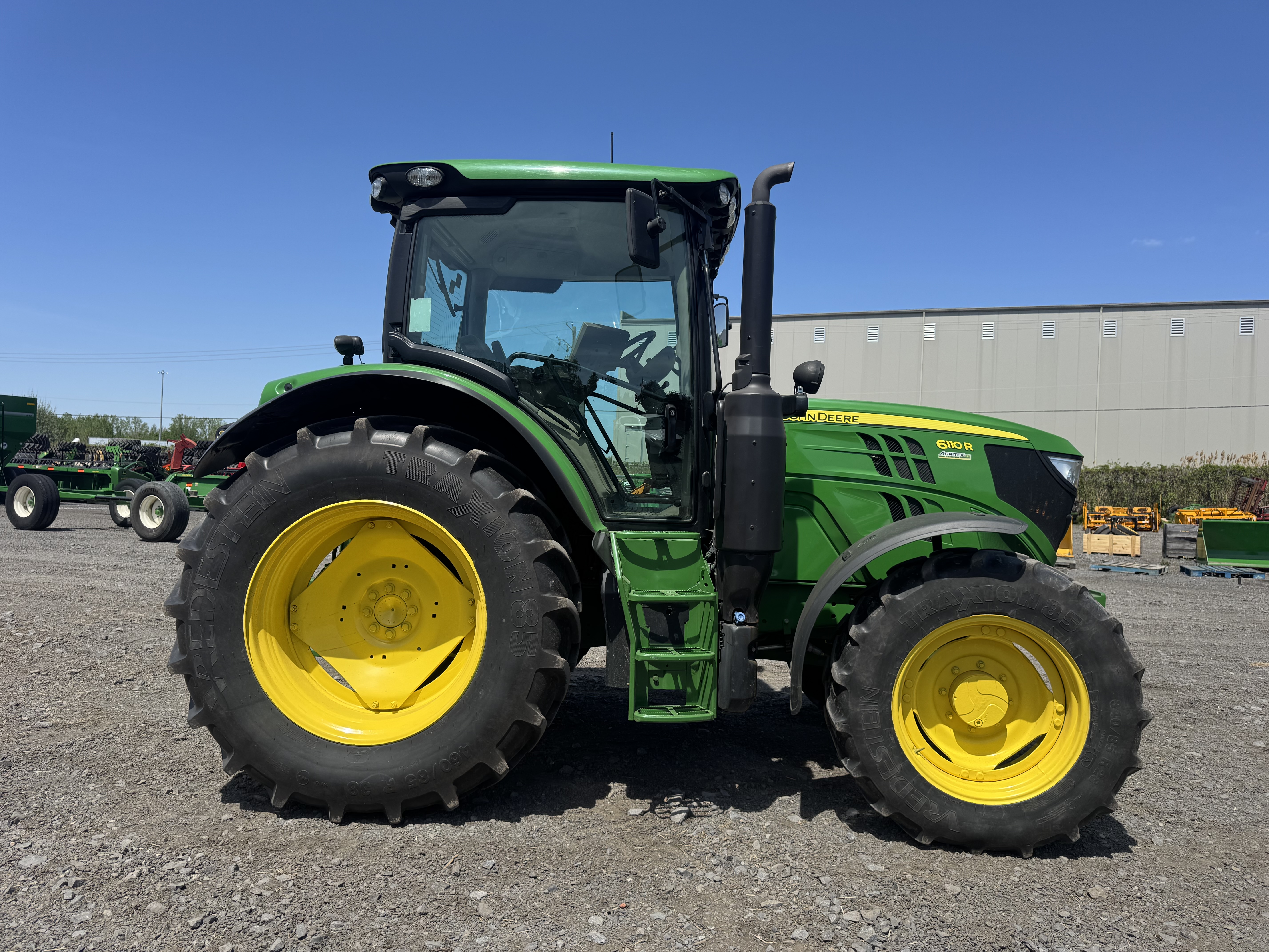 John Deere 6110R
