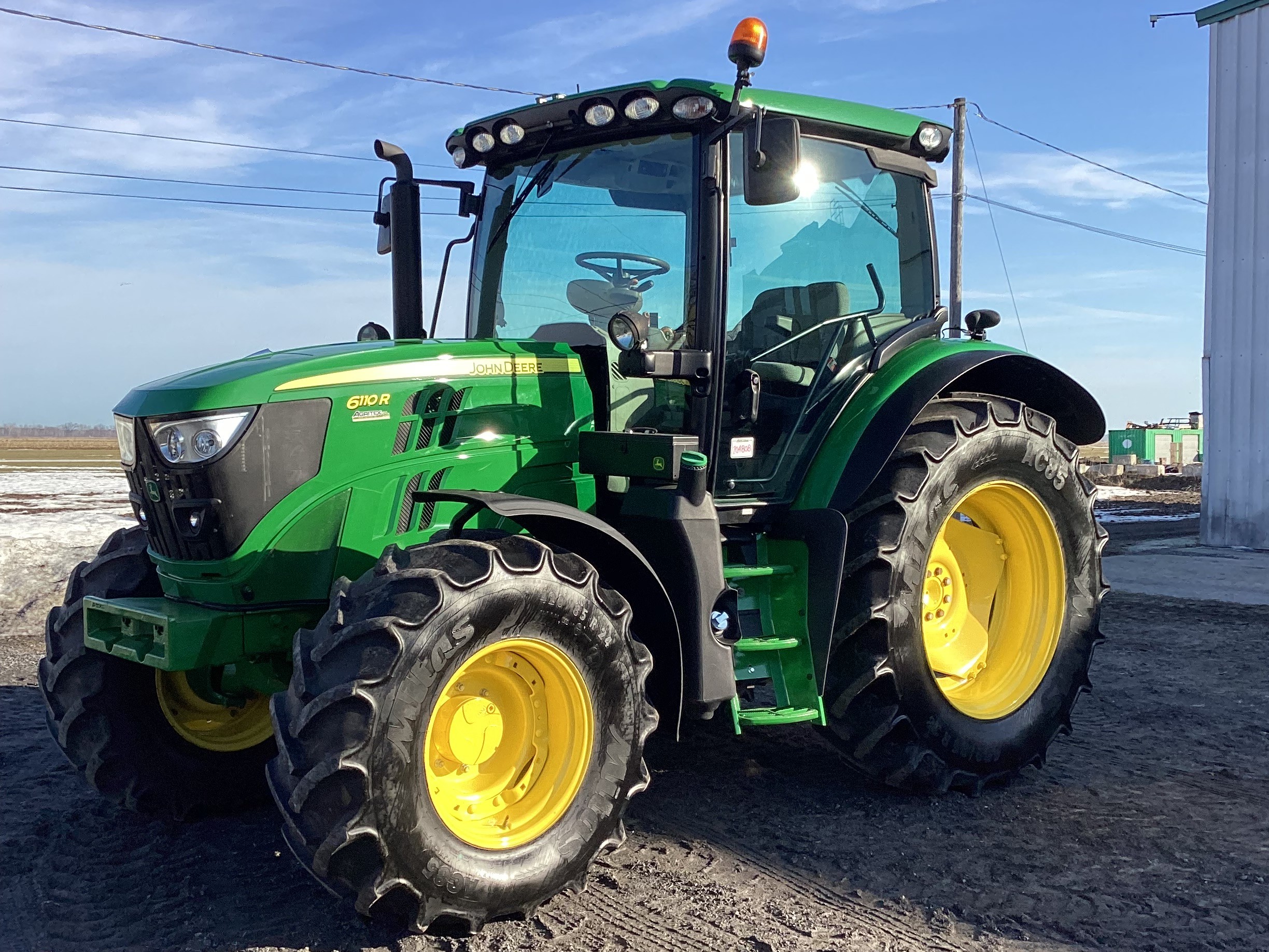 John Deere 6110R