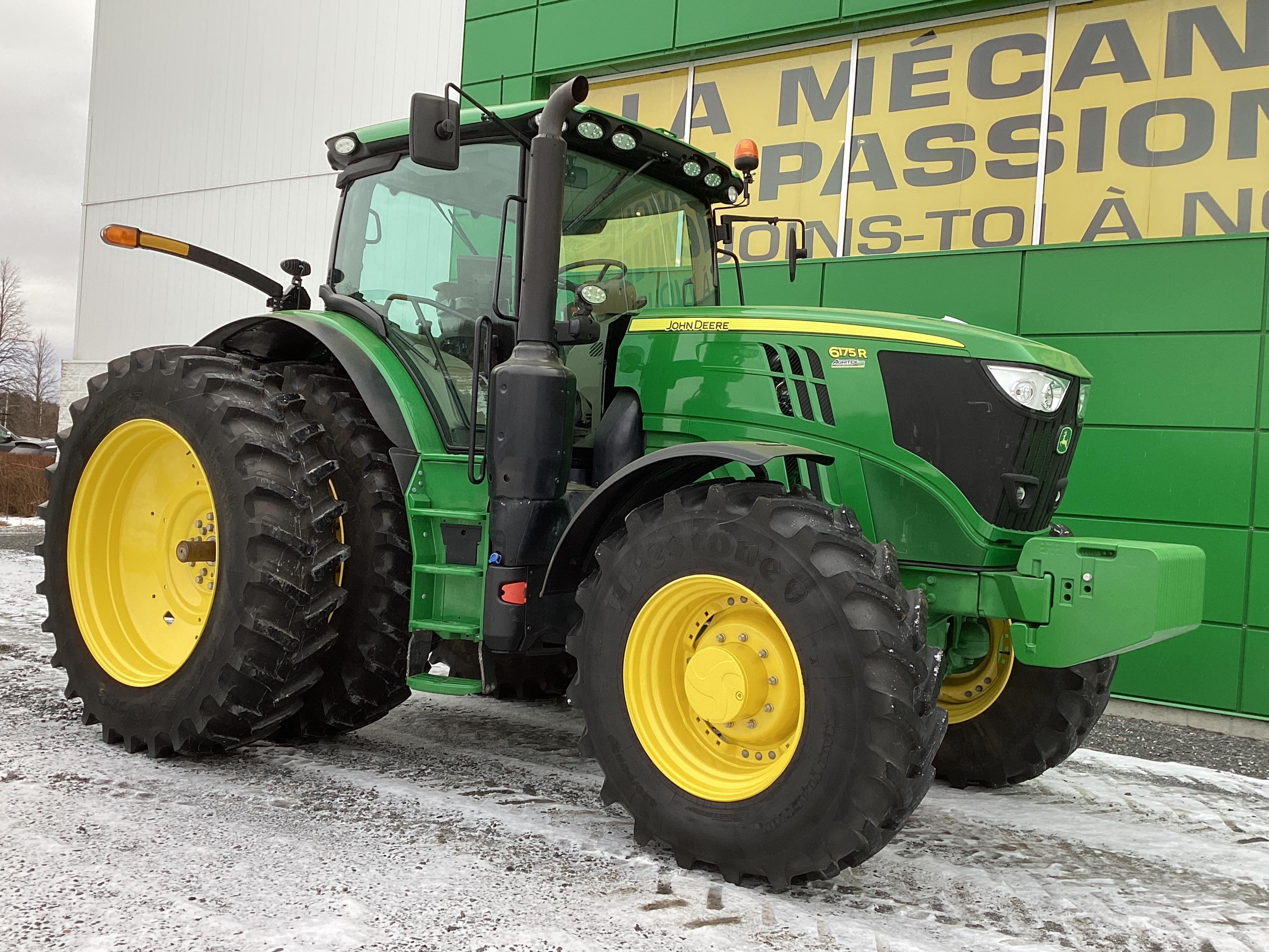 John Deere 6175R