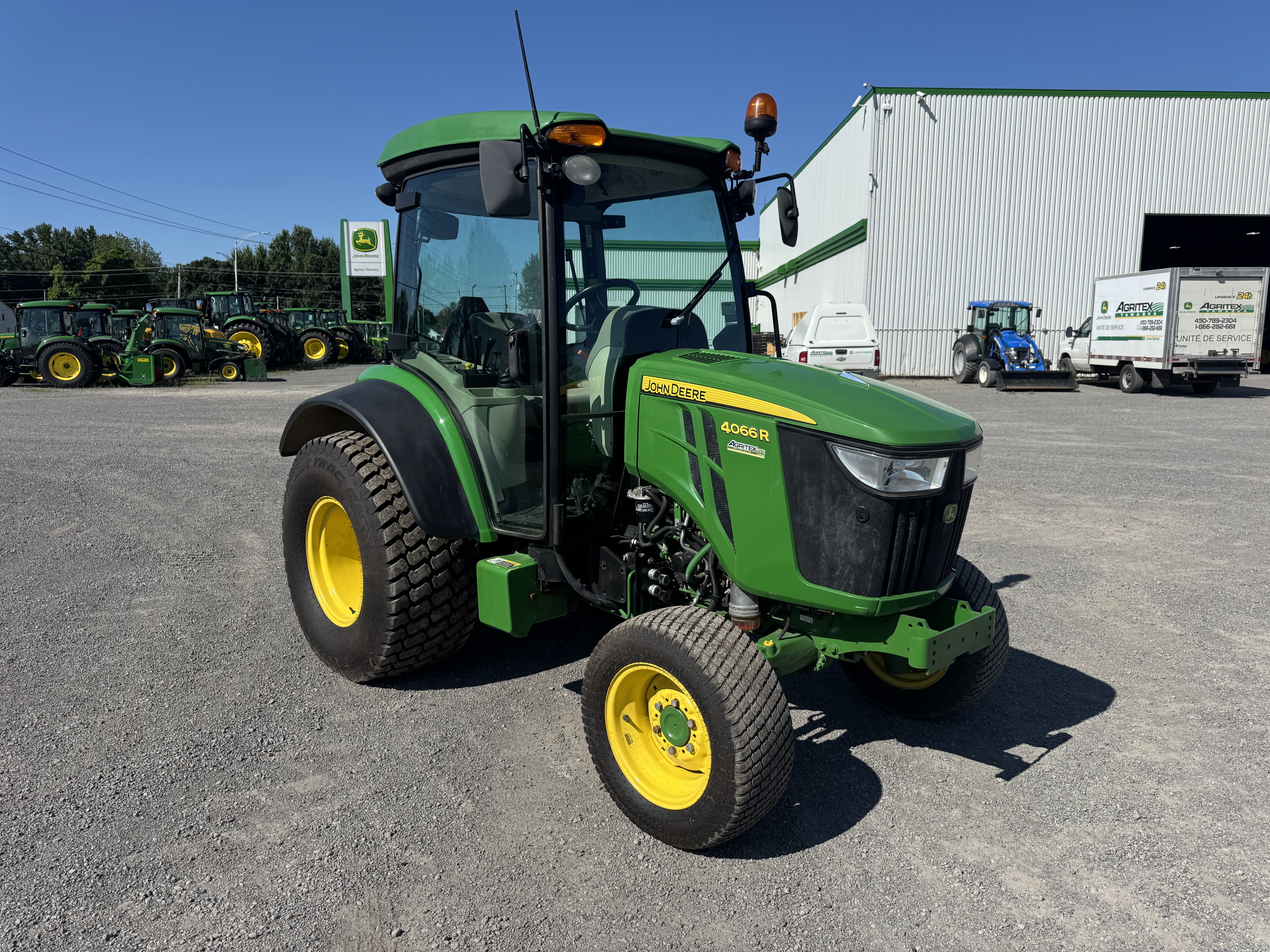 John Deere 4066R TURF    