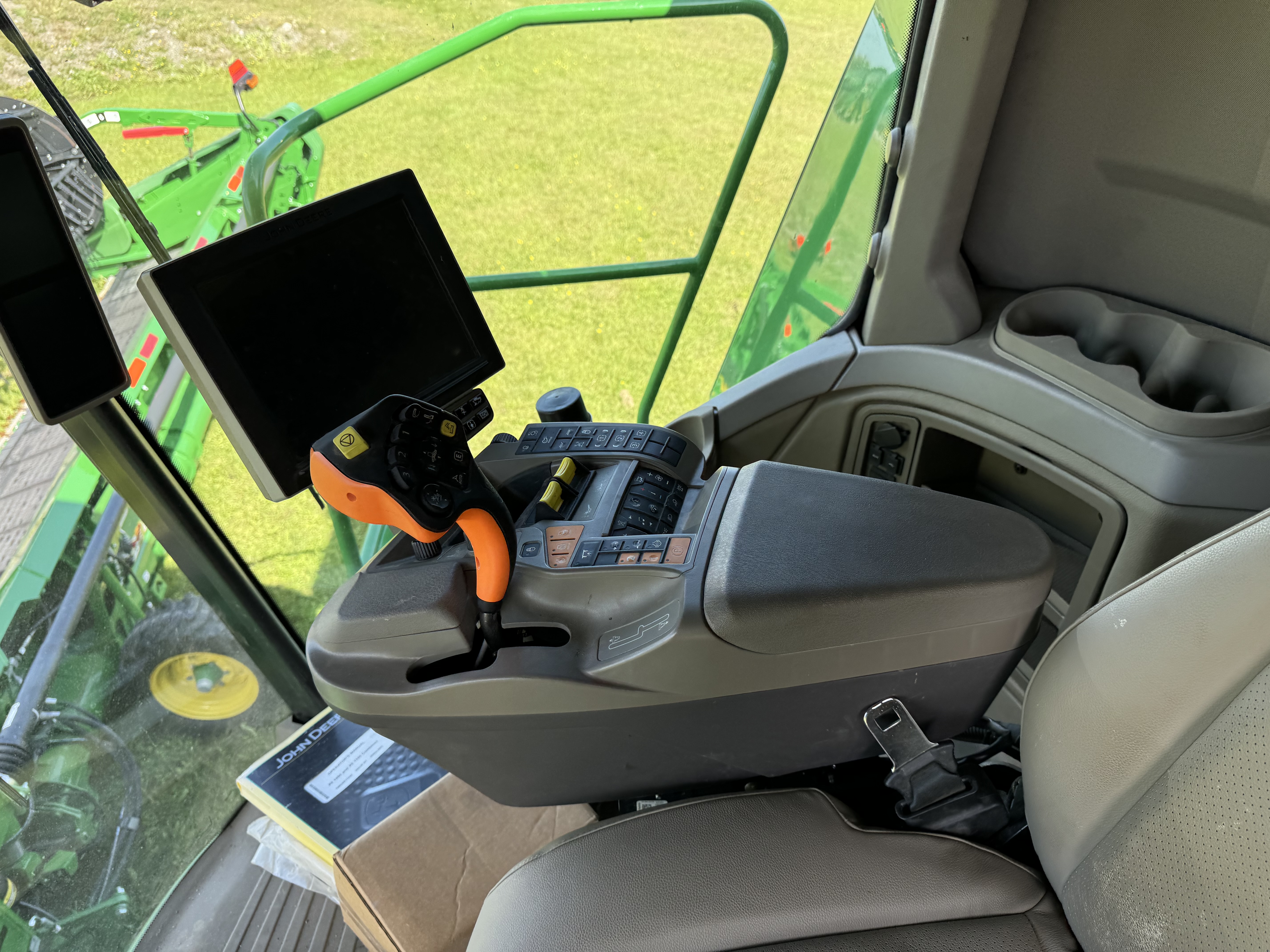 John Deere X9 1100 TRACK