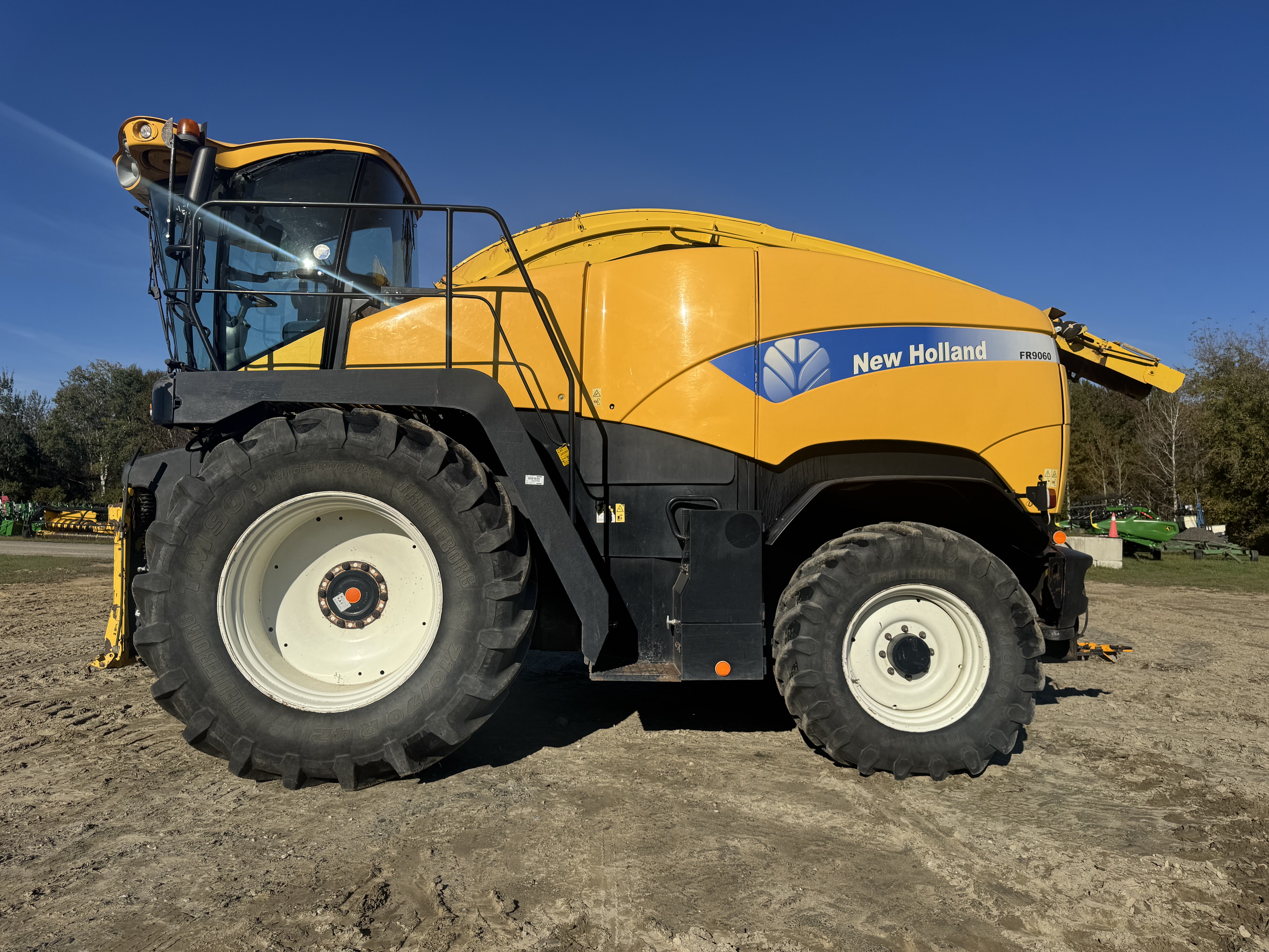 New Holland FR9060