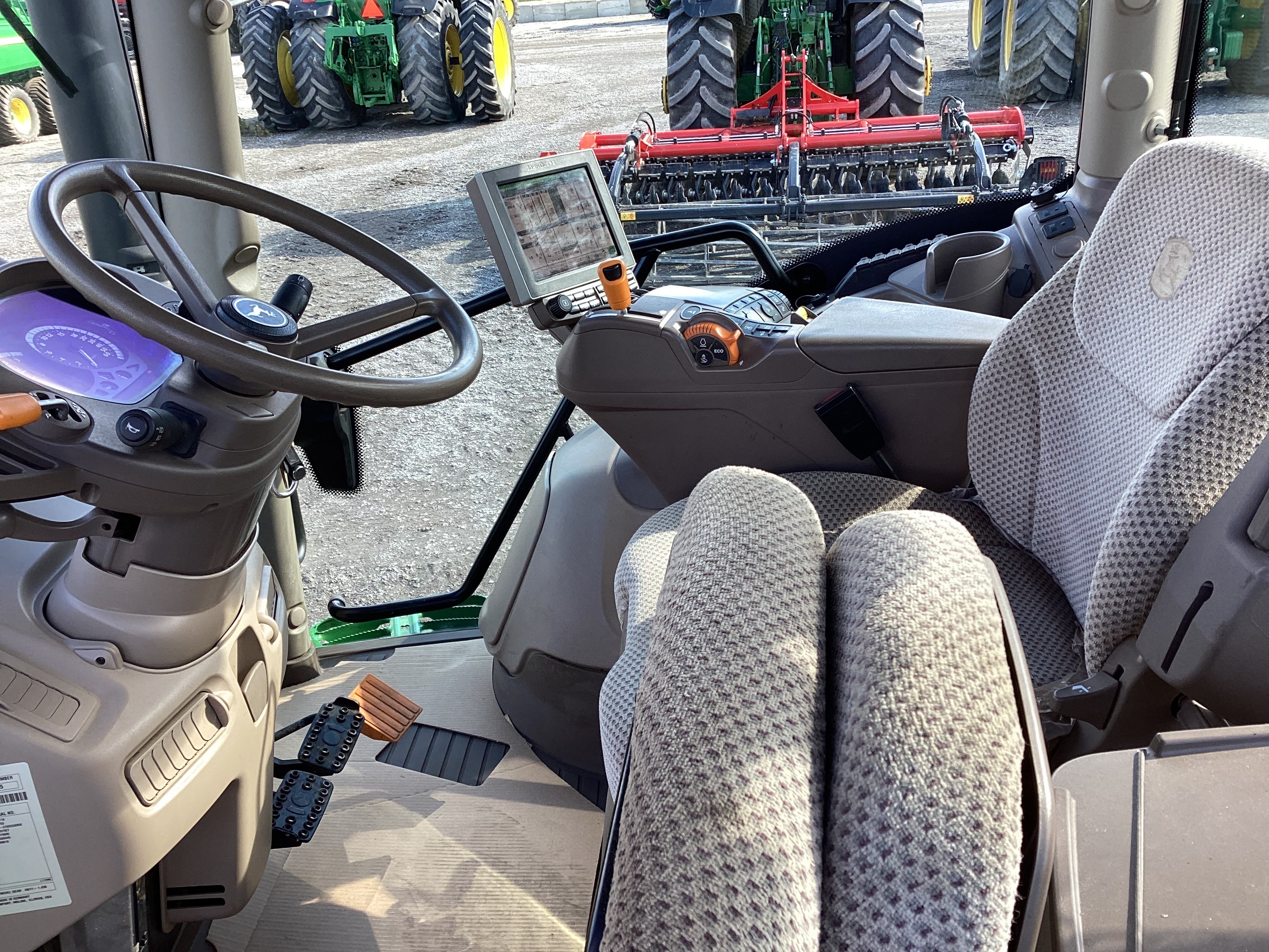 John Deere 6110R