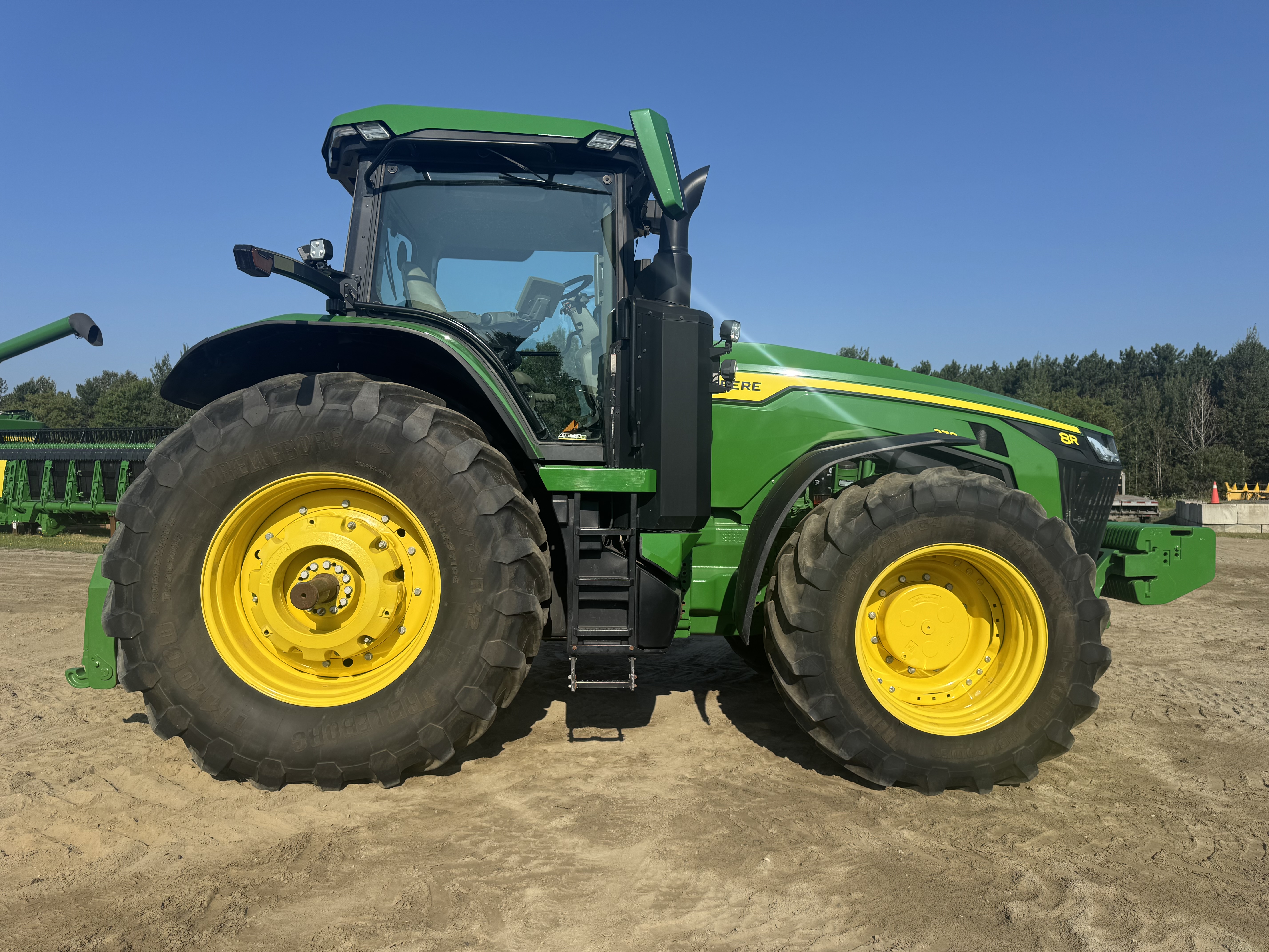 John Deere 8R 370 