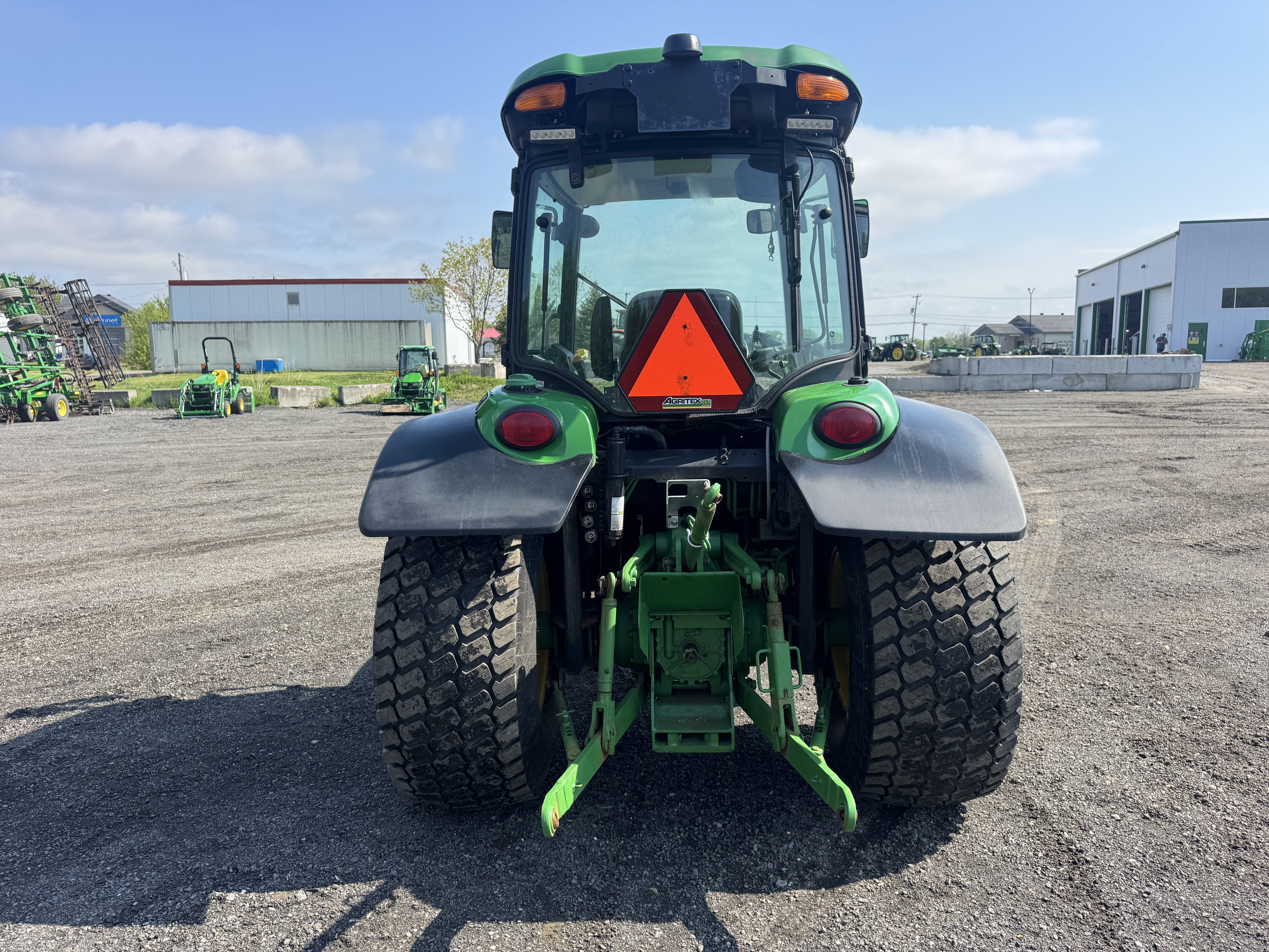 John Deere 4066R TURF PPFT   