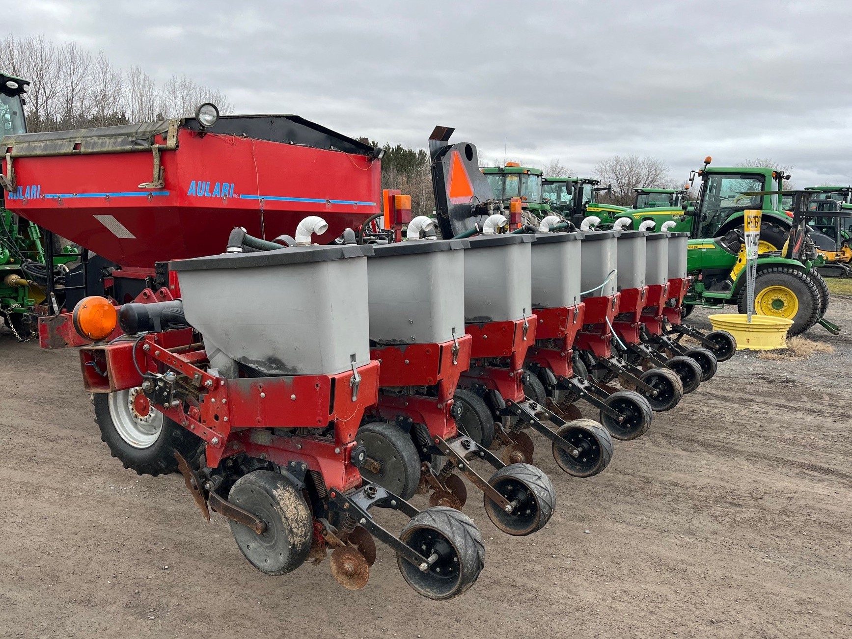 Case/IH 1200 8rg + boite semence aulari