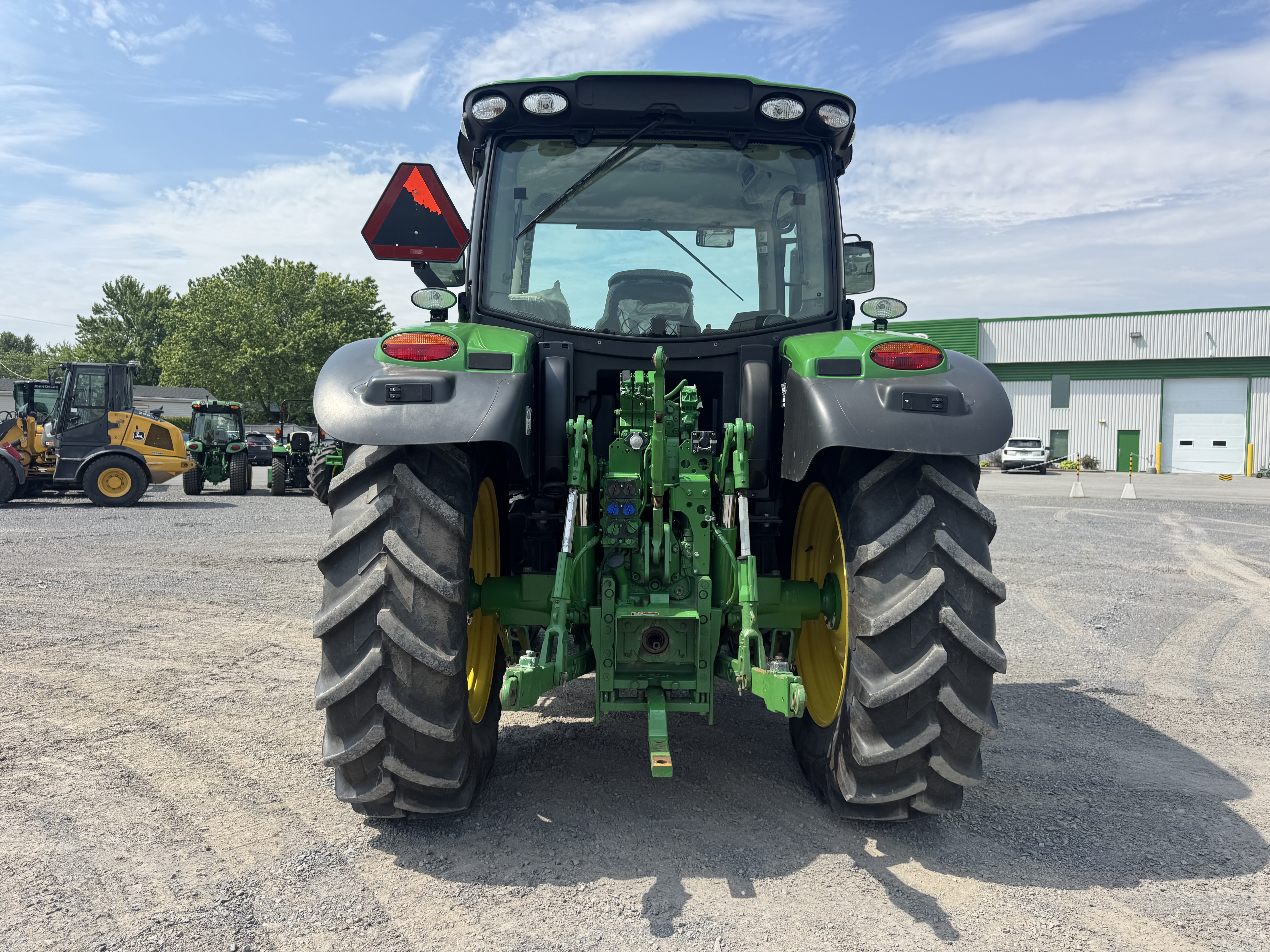 John Deere 6110R