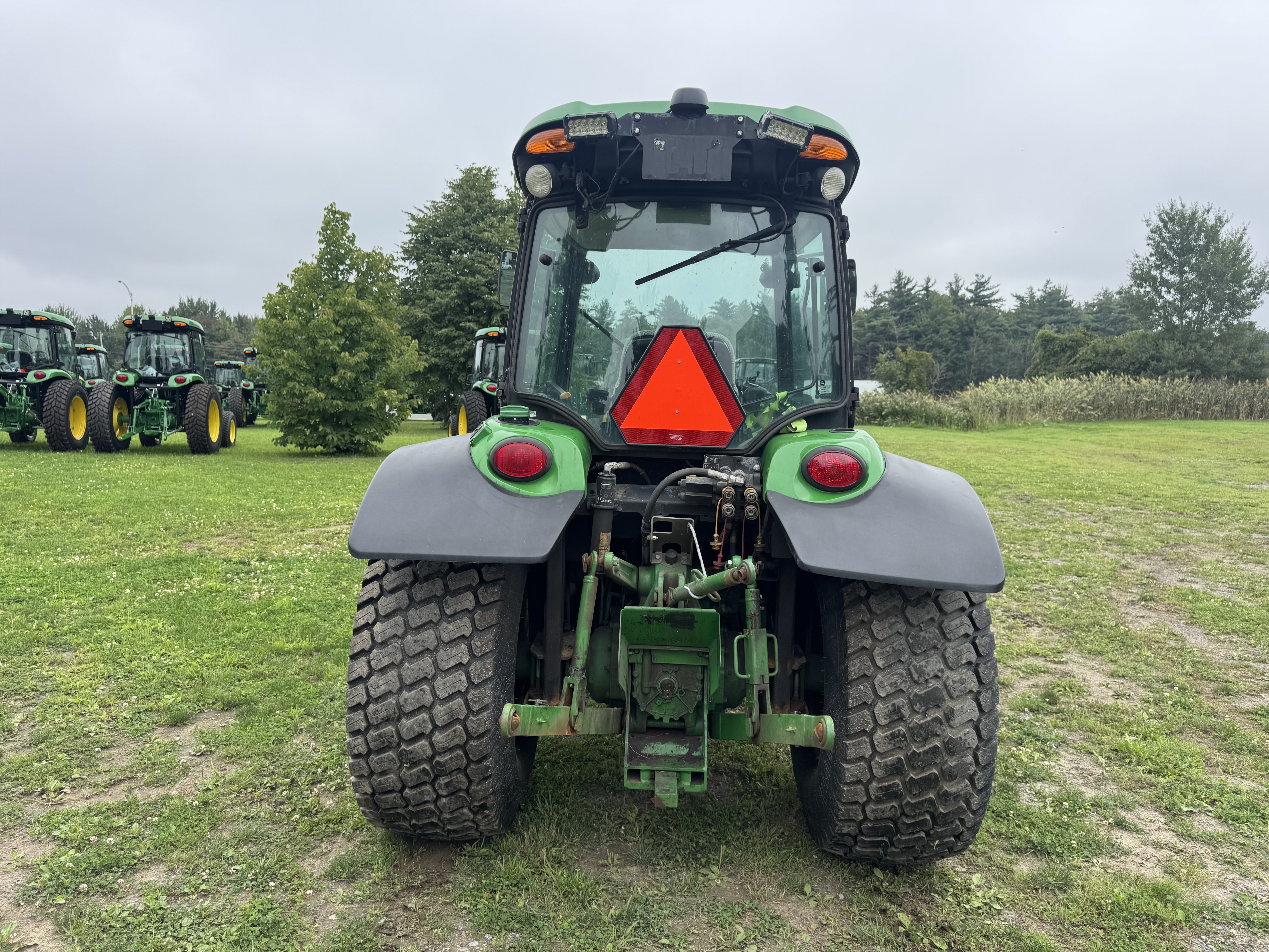 John Deere 4066R TURF JRTX    