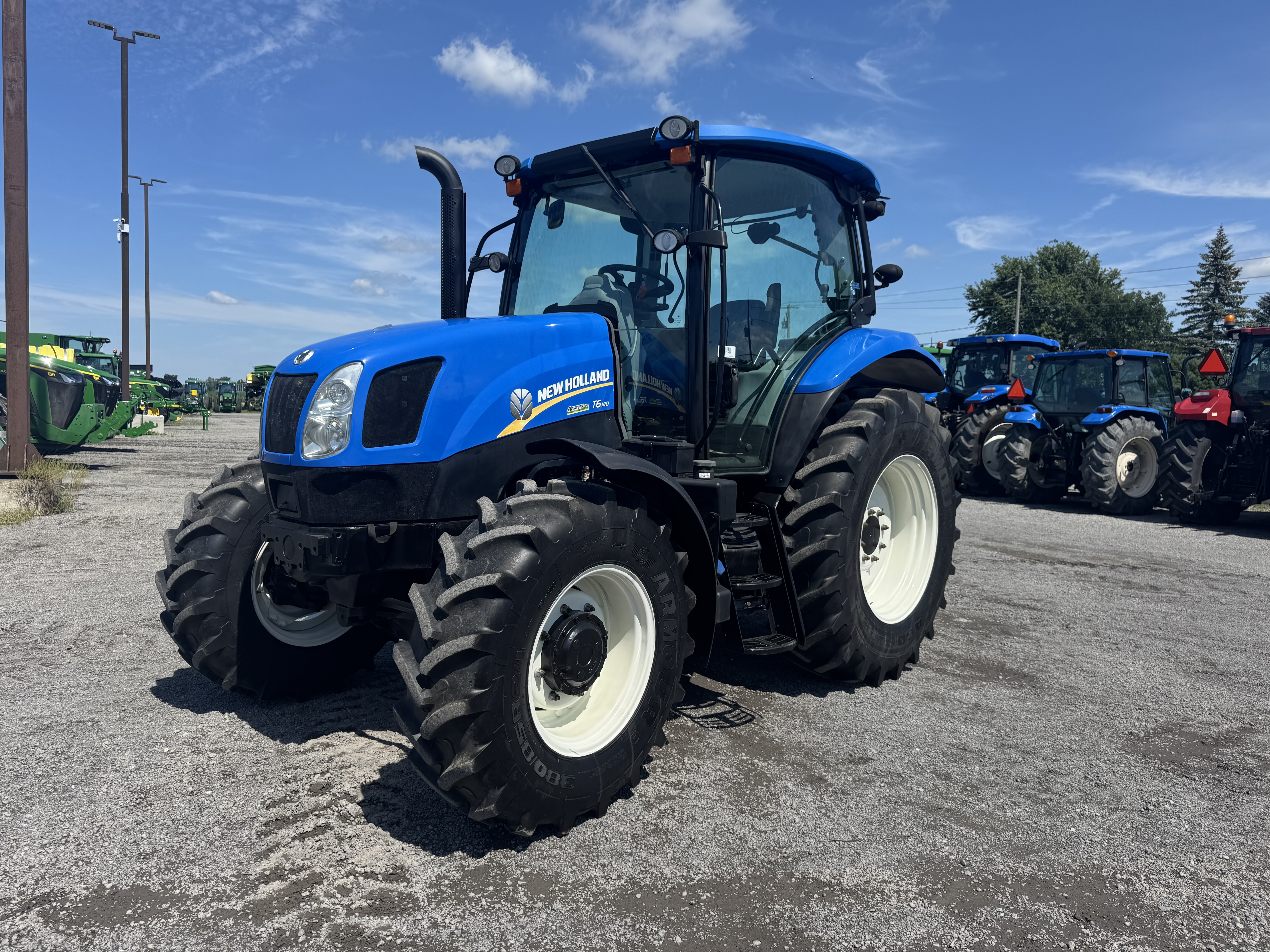 New Holland T6.140 