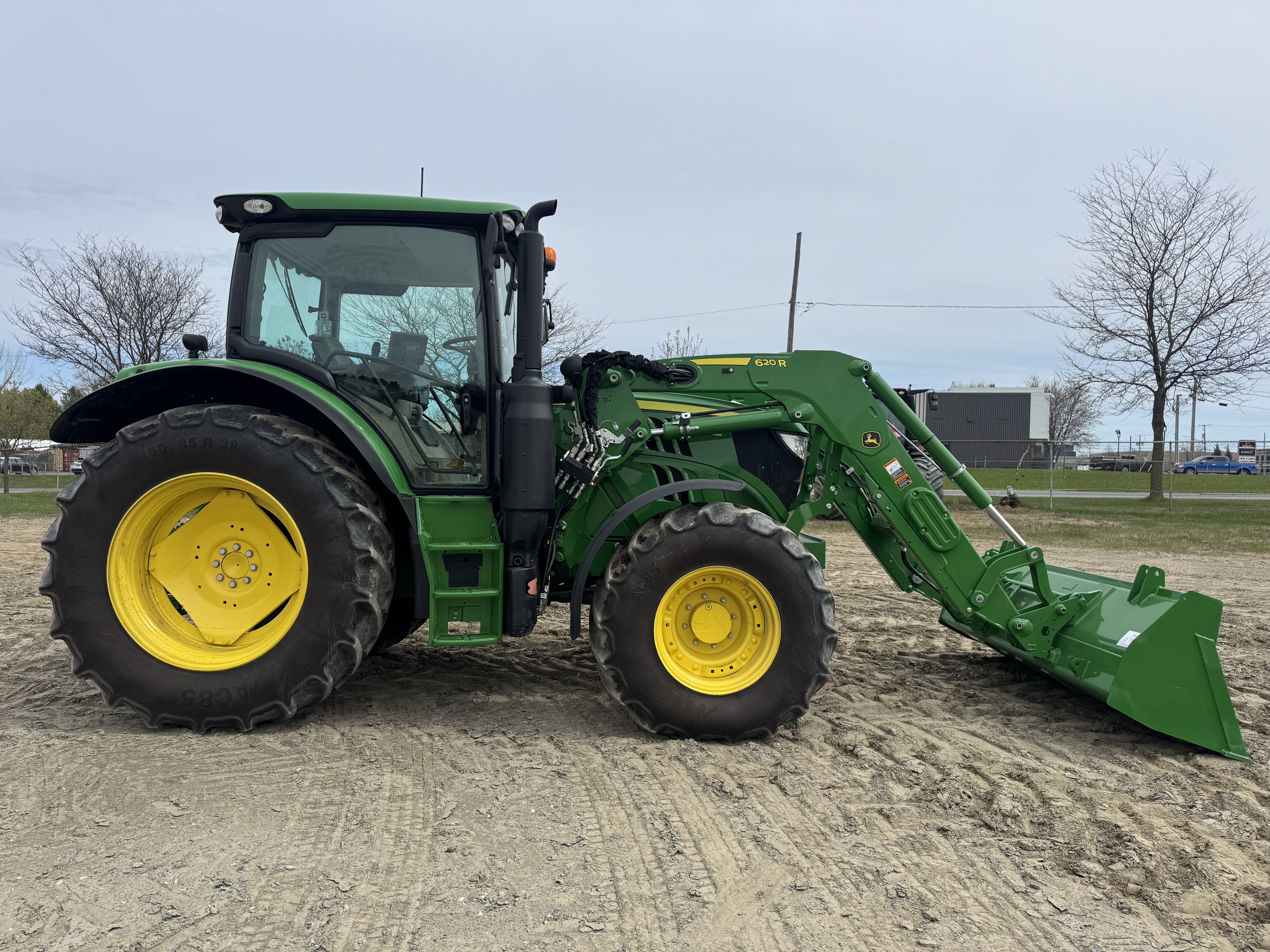 John Deere 6110R LOADER NSL