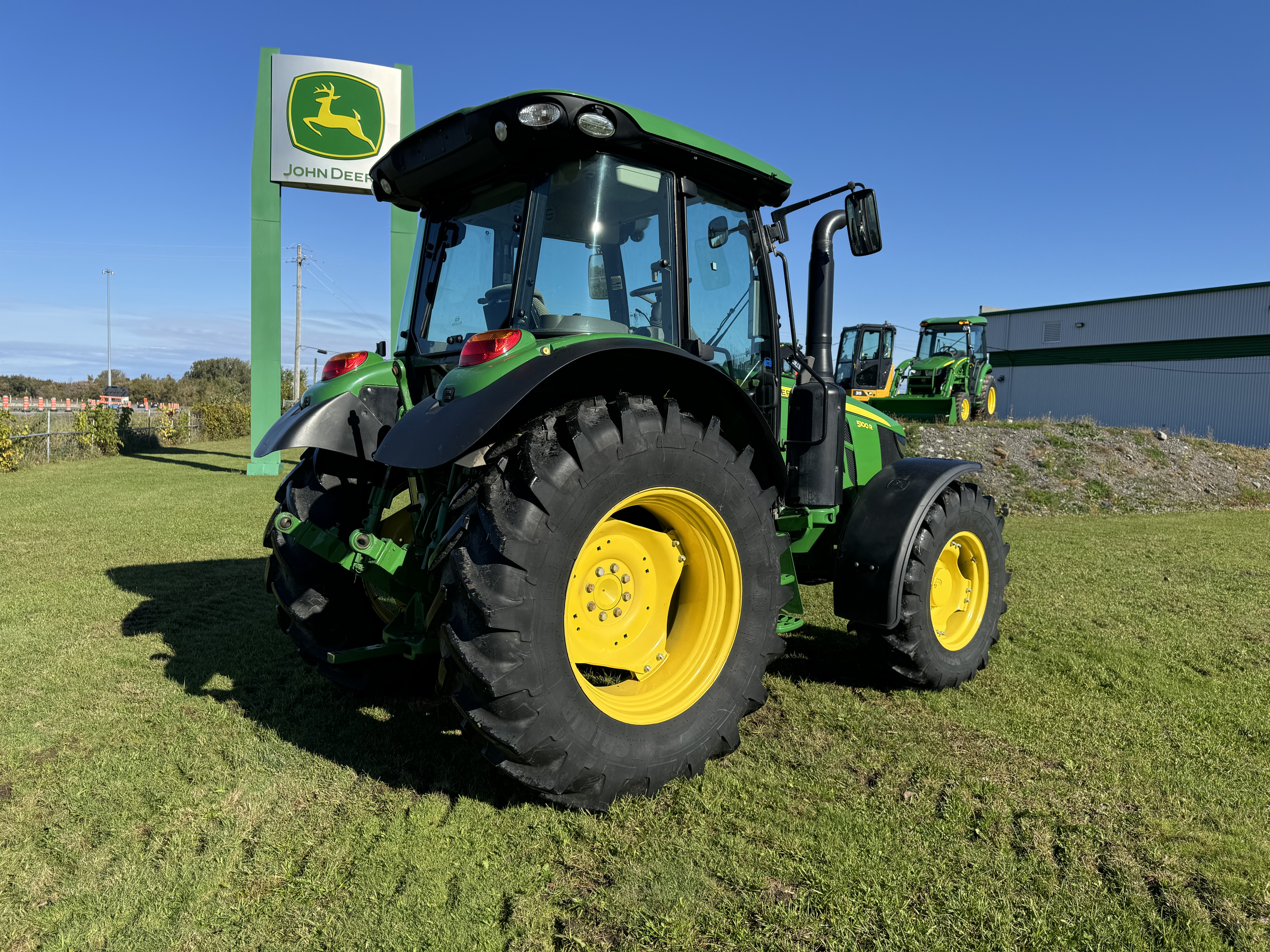 John Deere 5100R