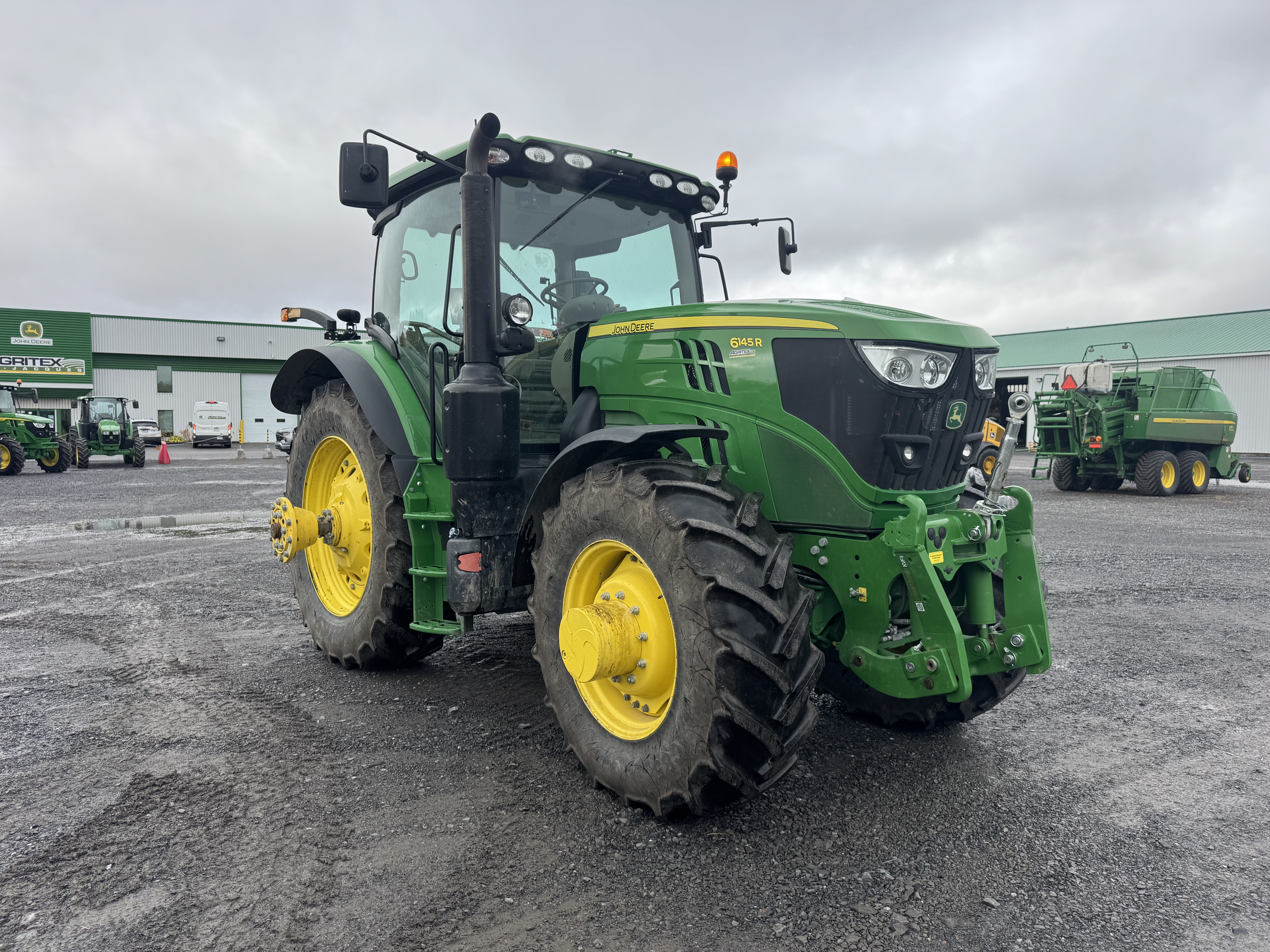John Deere 6145R FRT HITCH