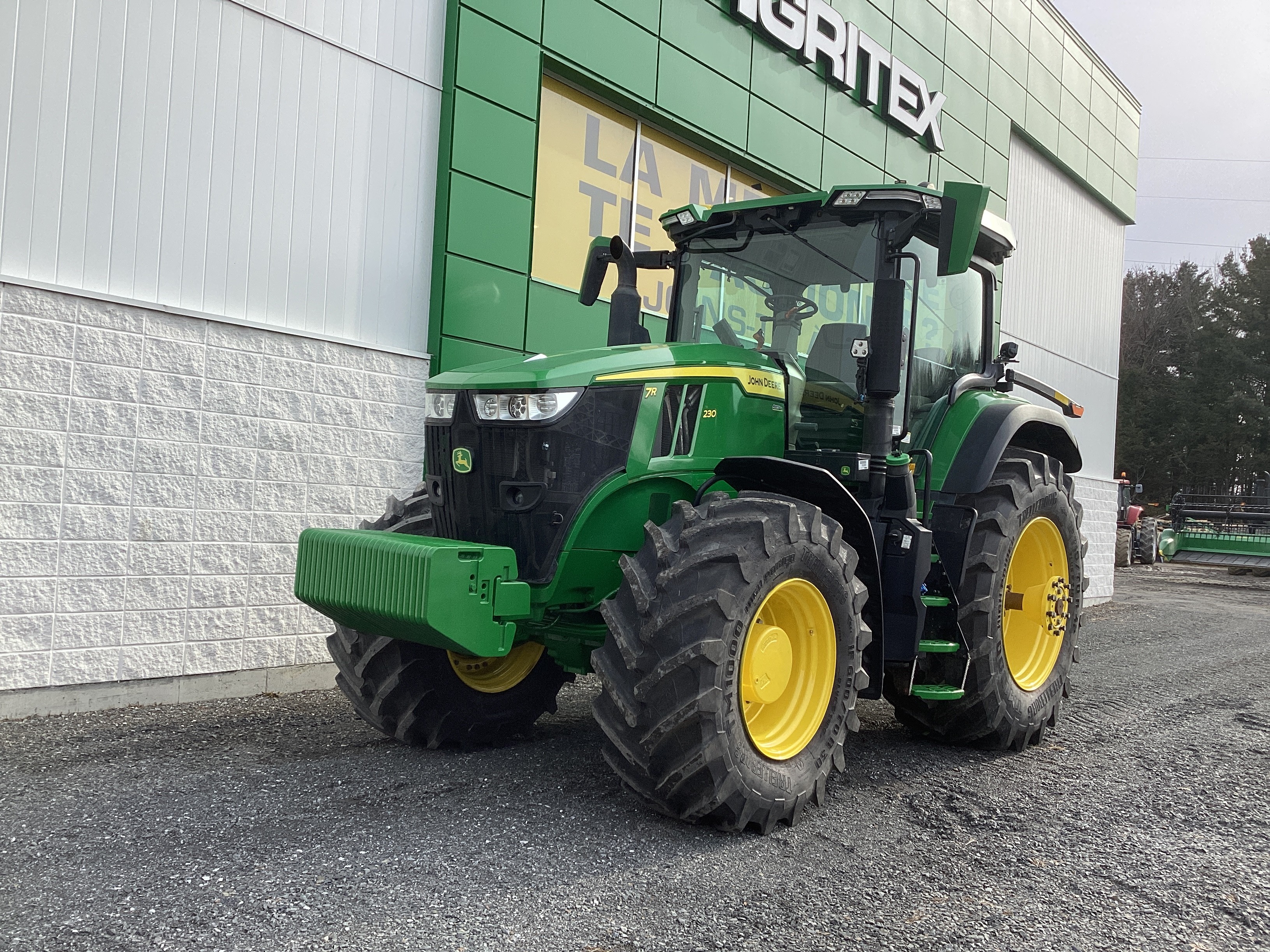 John Deere 7R 230 