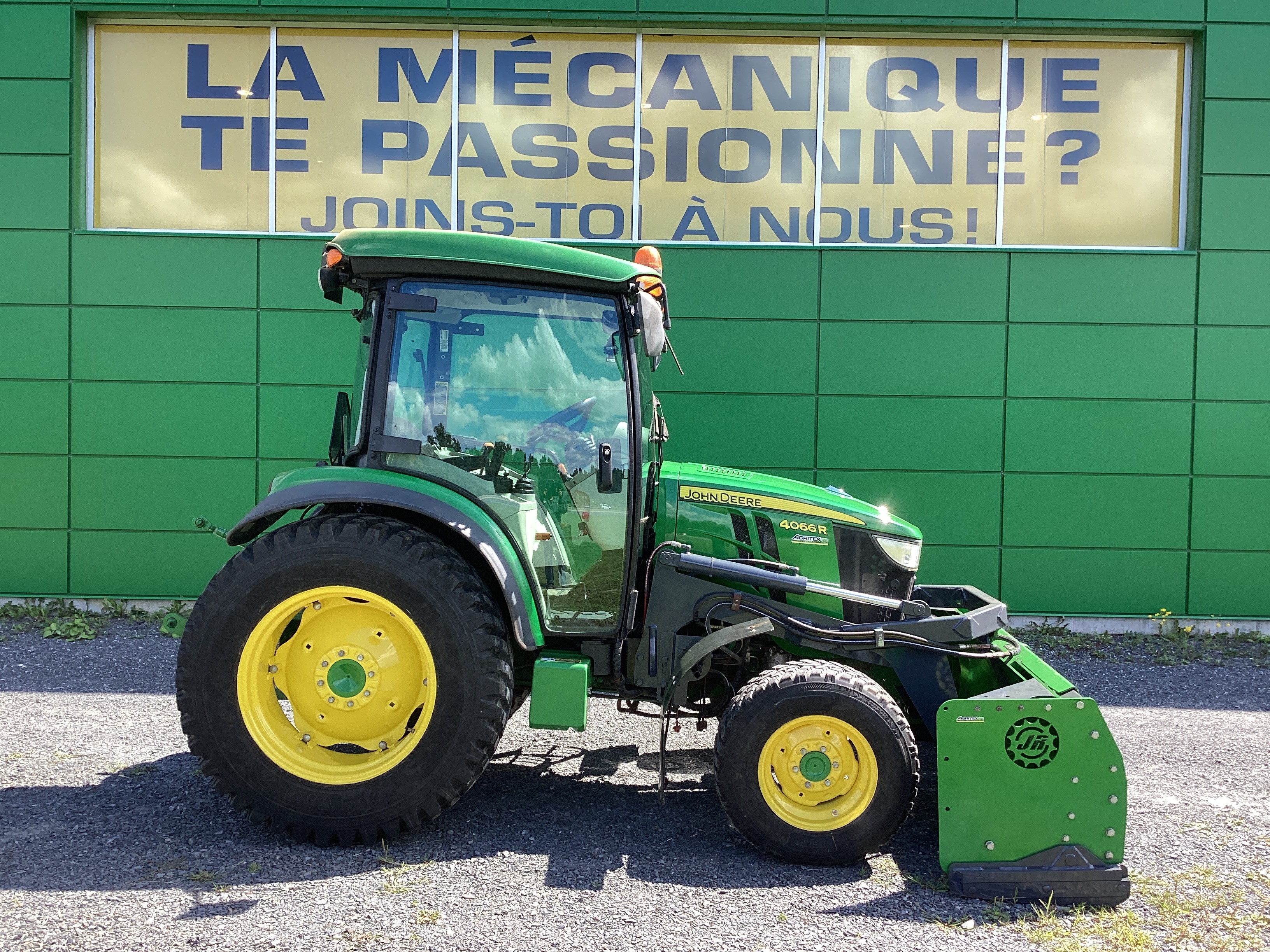 John Deere 4066R NOKIAN JRTX    