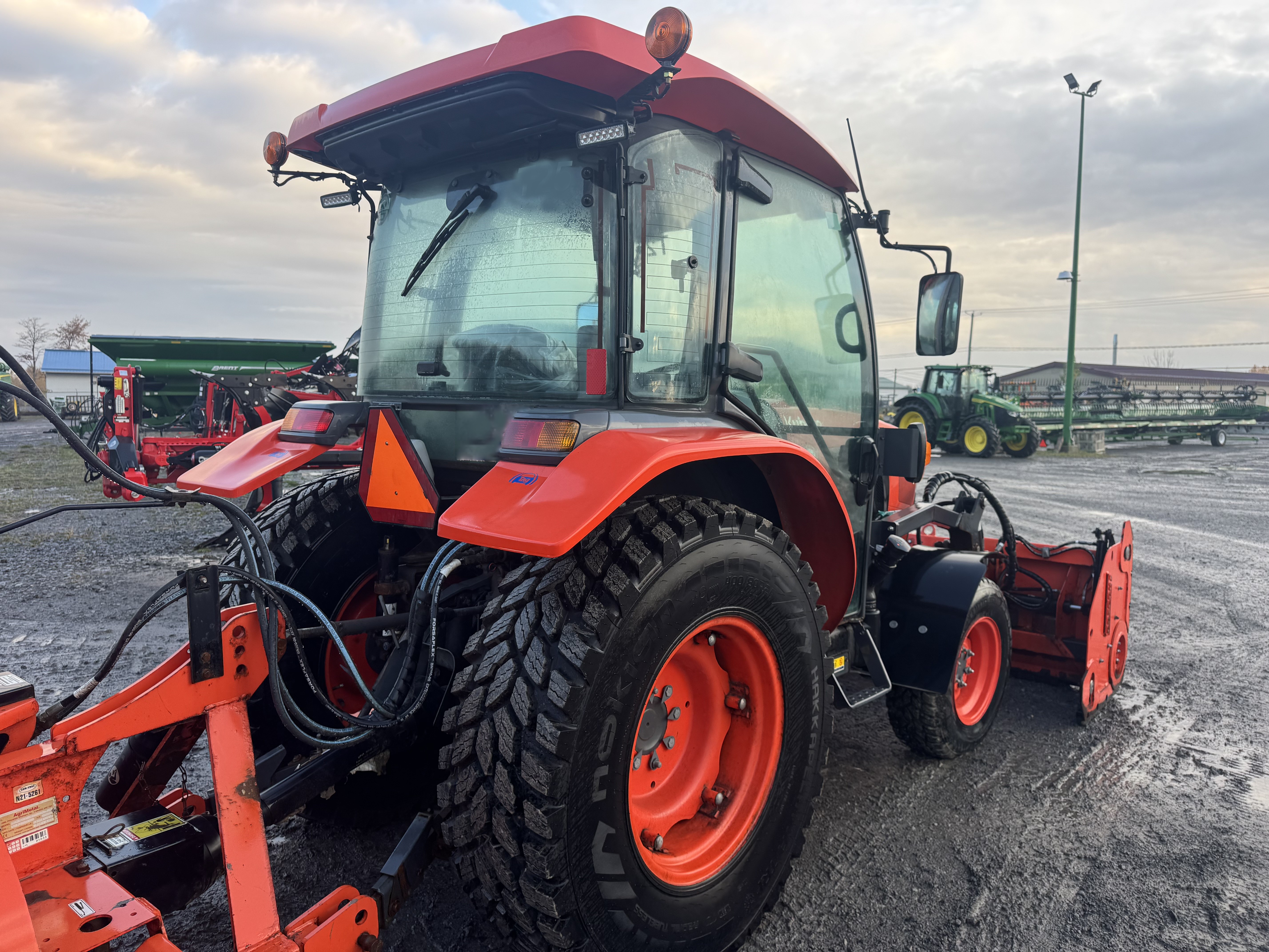 Kubota L6060 GRATTE NOKIAN