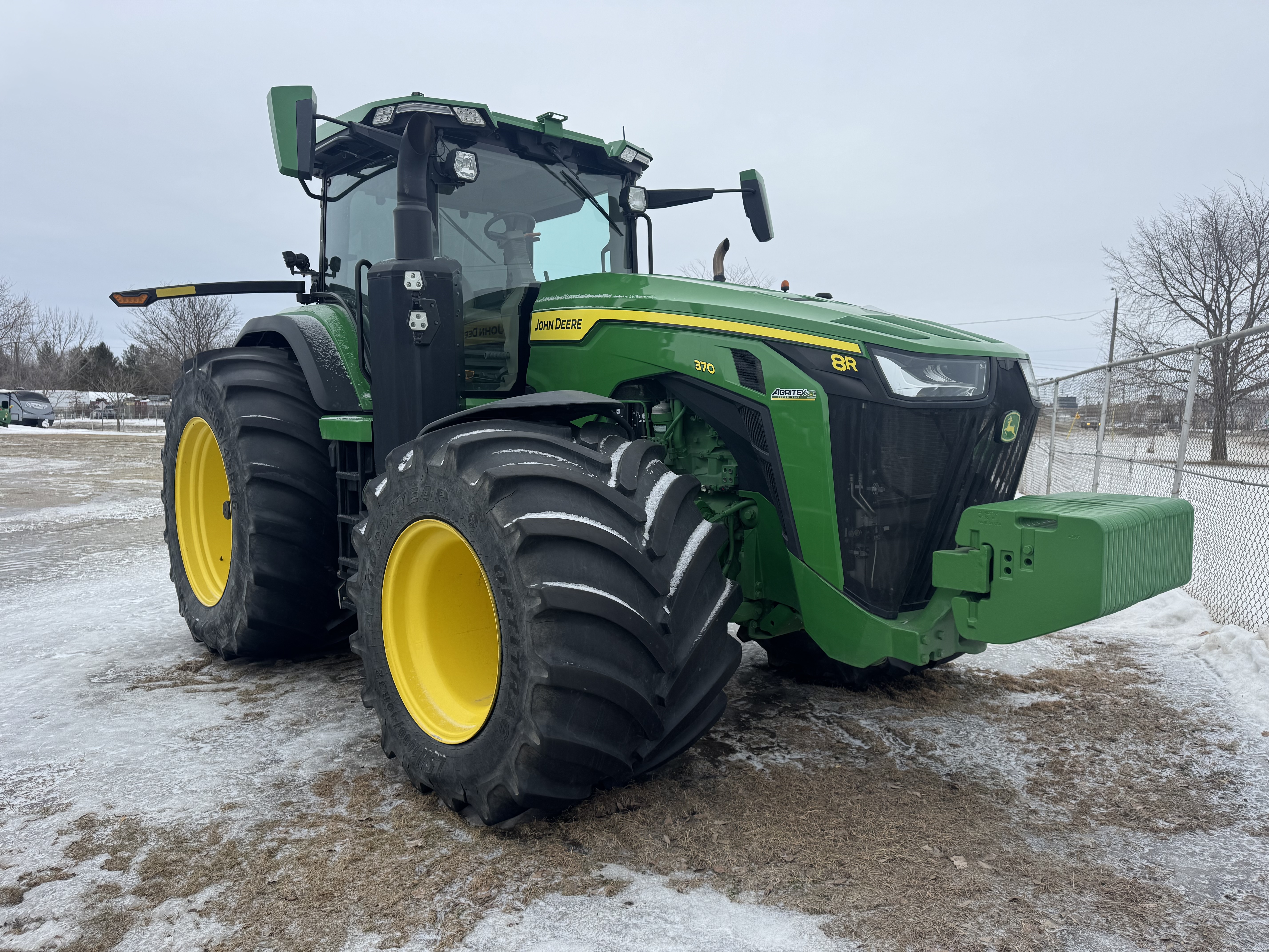 John Deere 8R 370