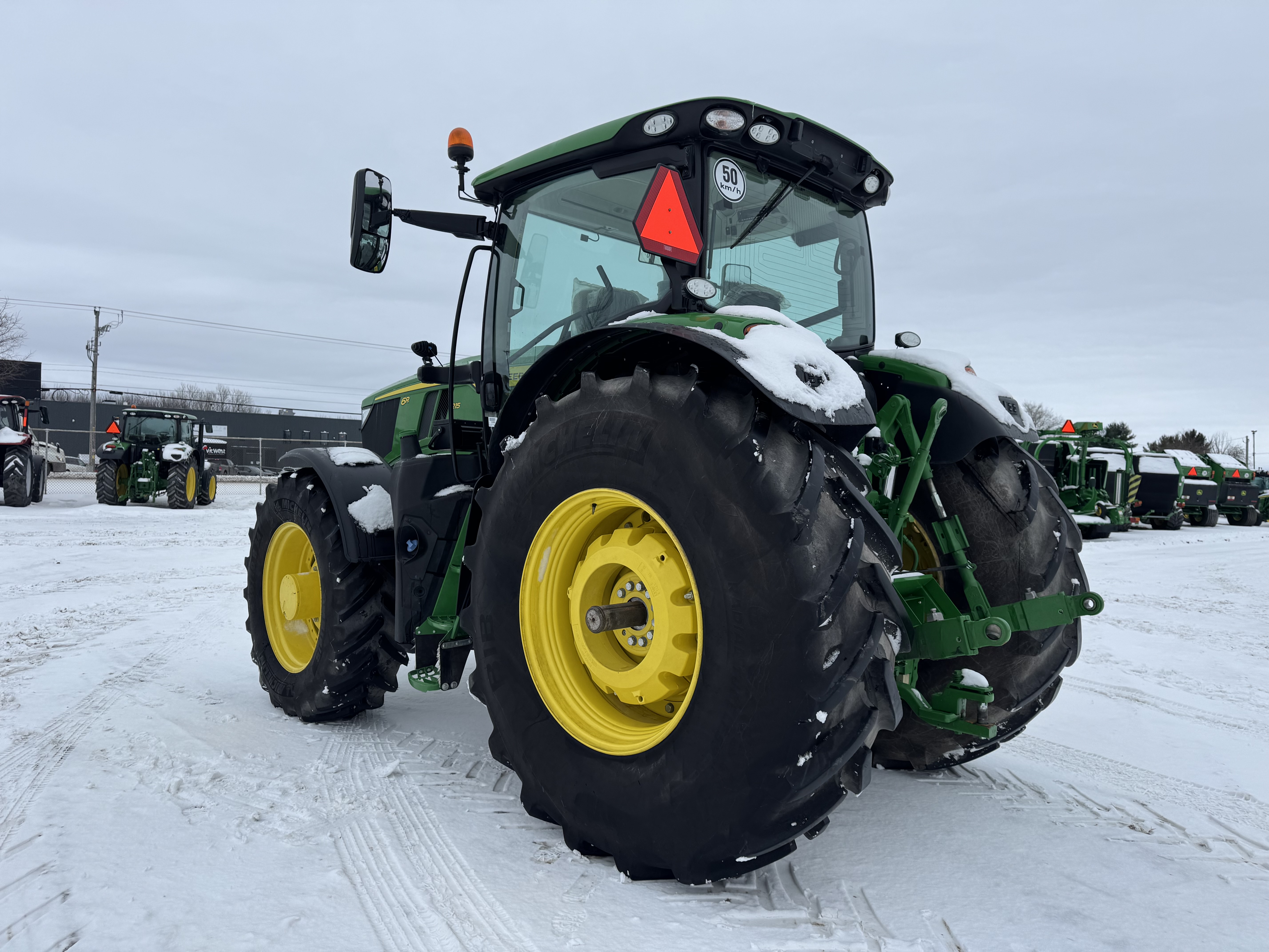 John Deere 6R 215  