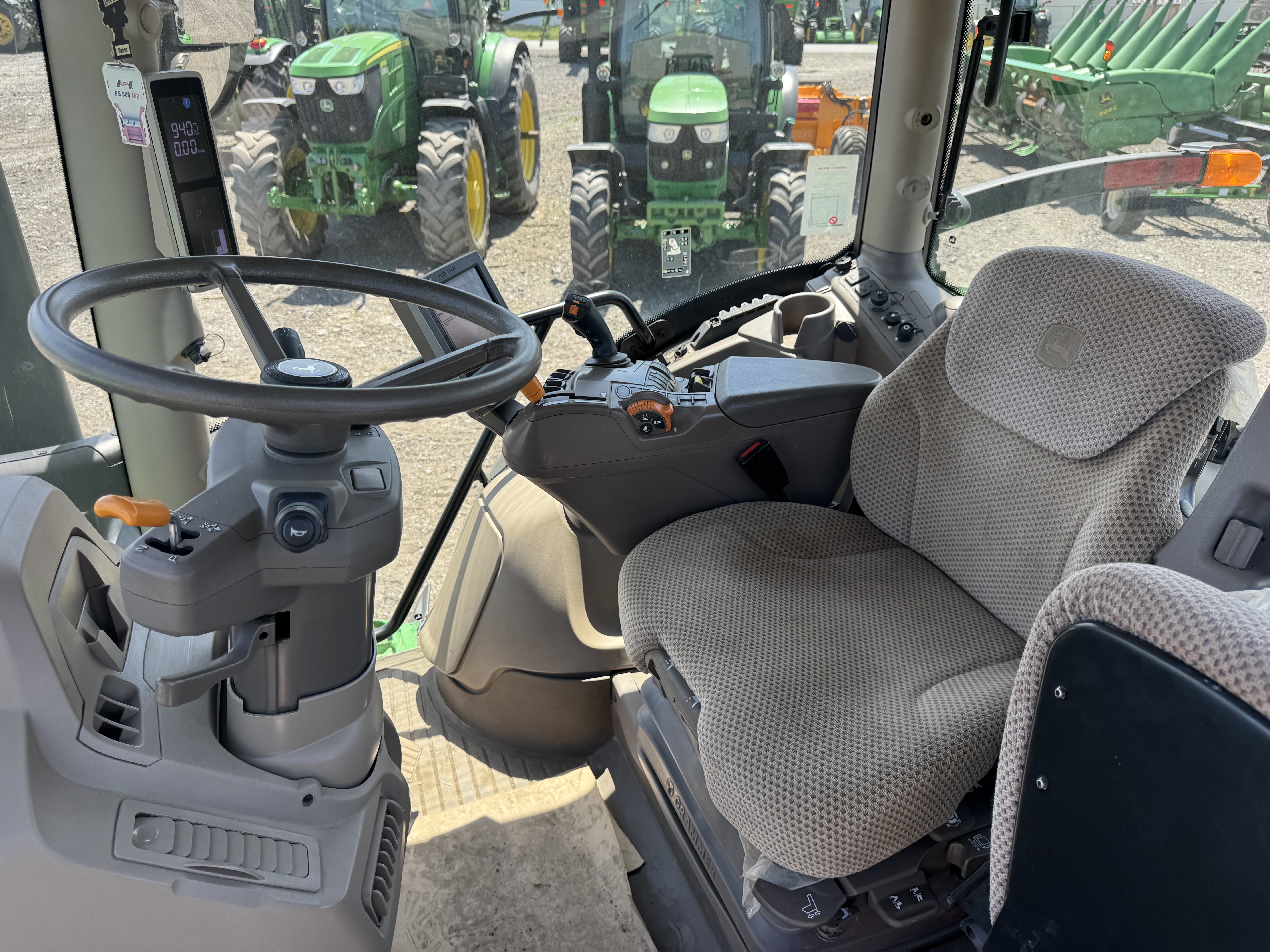 John Deere 6R 145