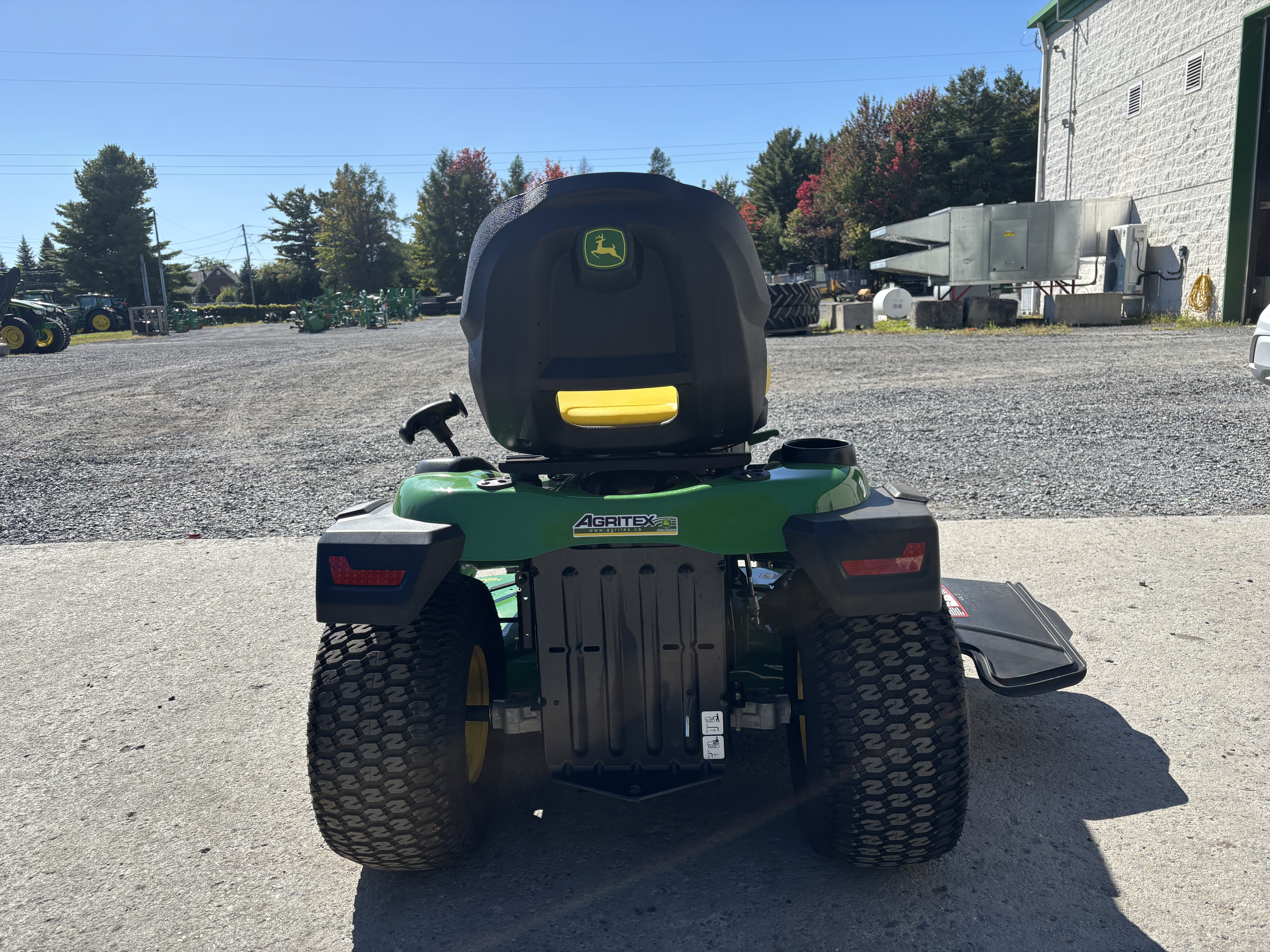 John Deere S240