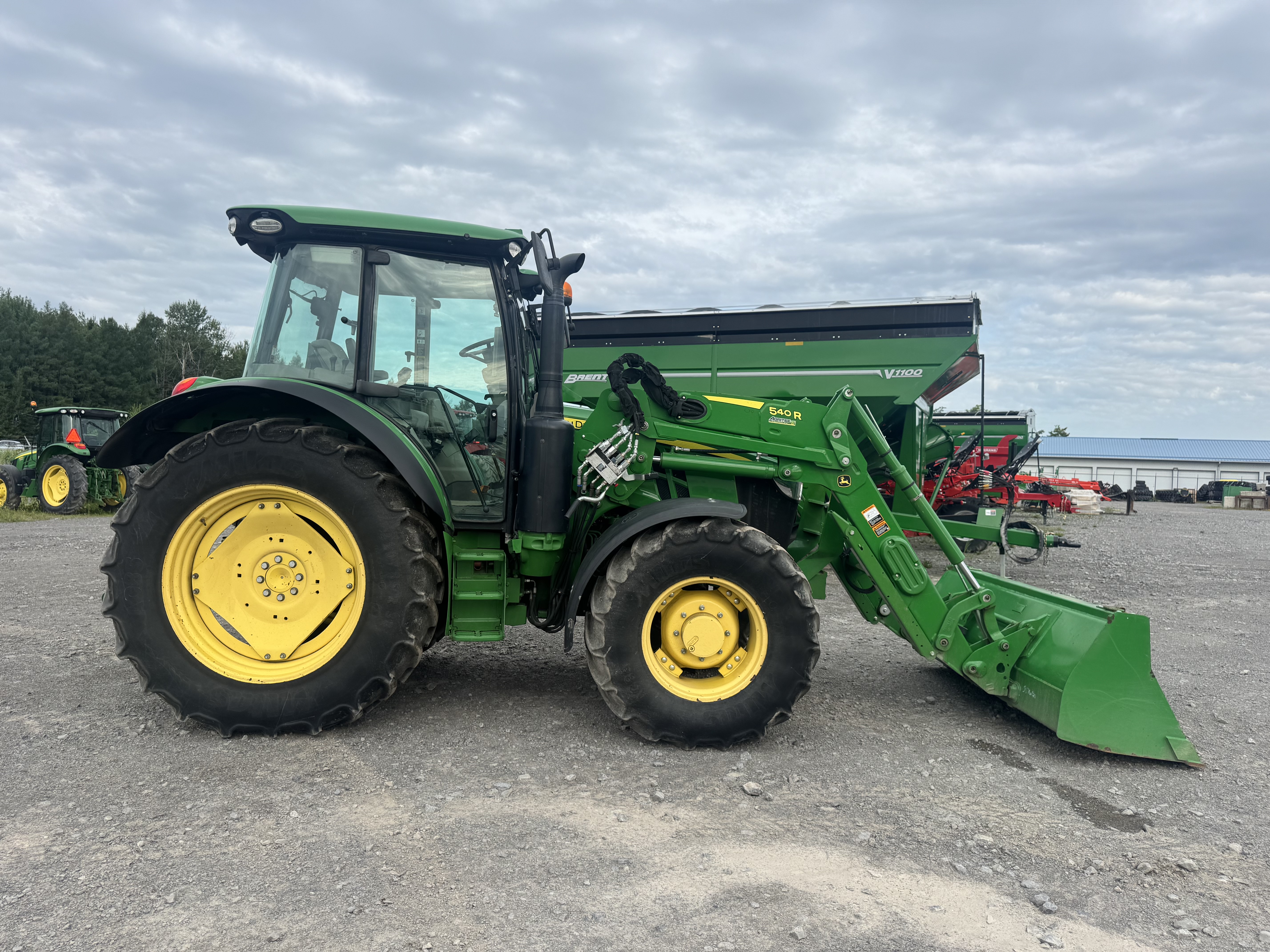 John Deere 5115R