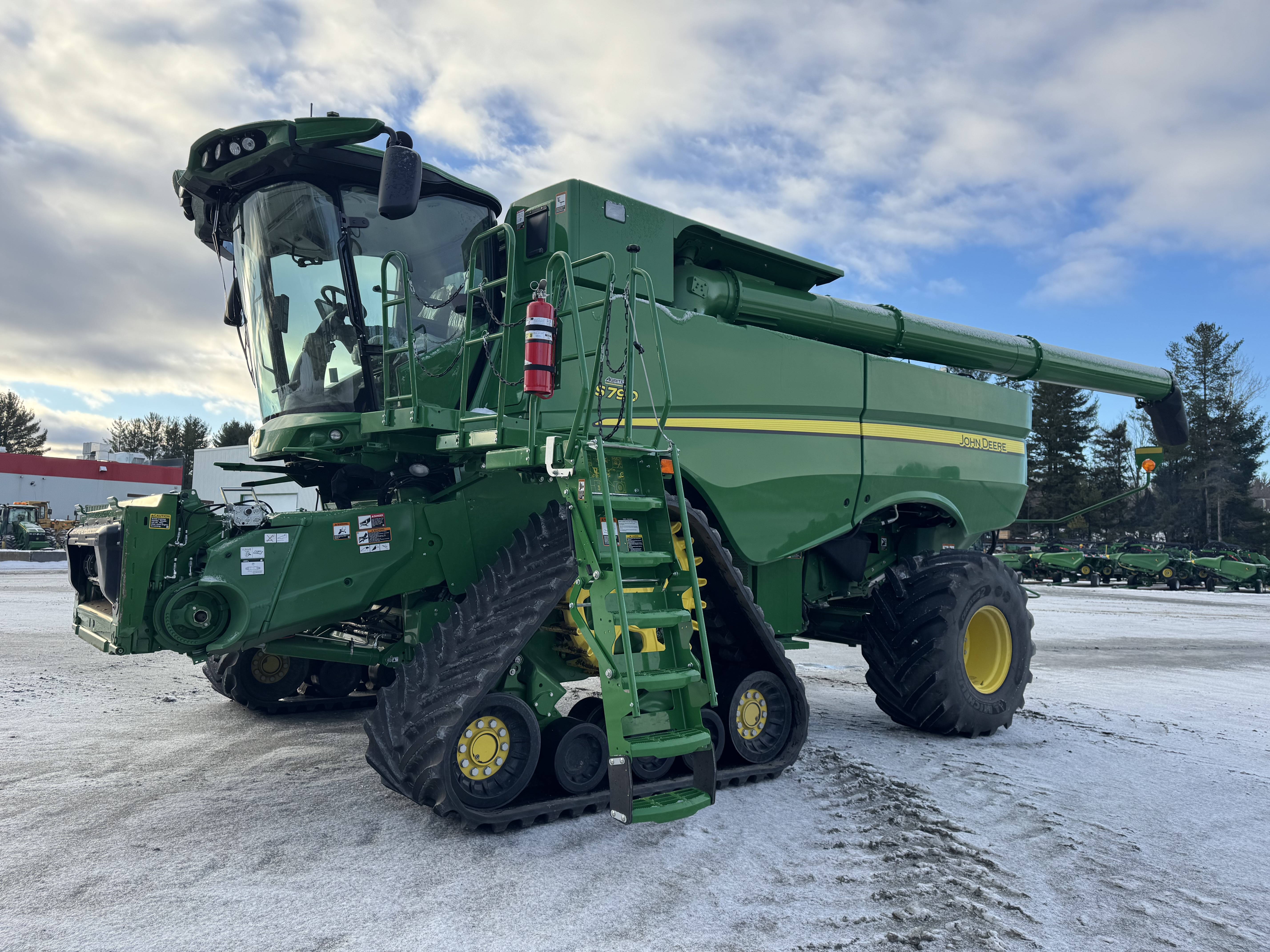 John Deere S790