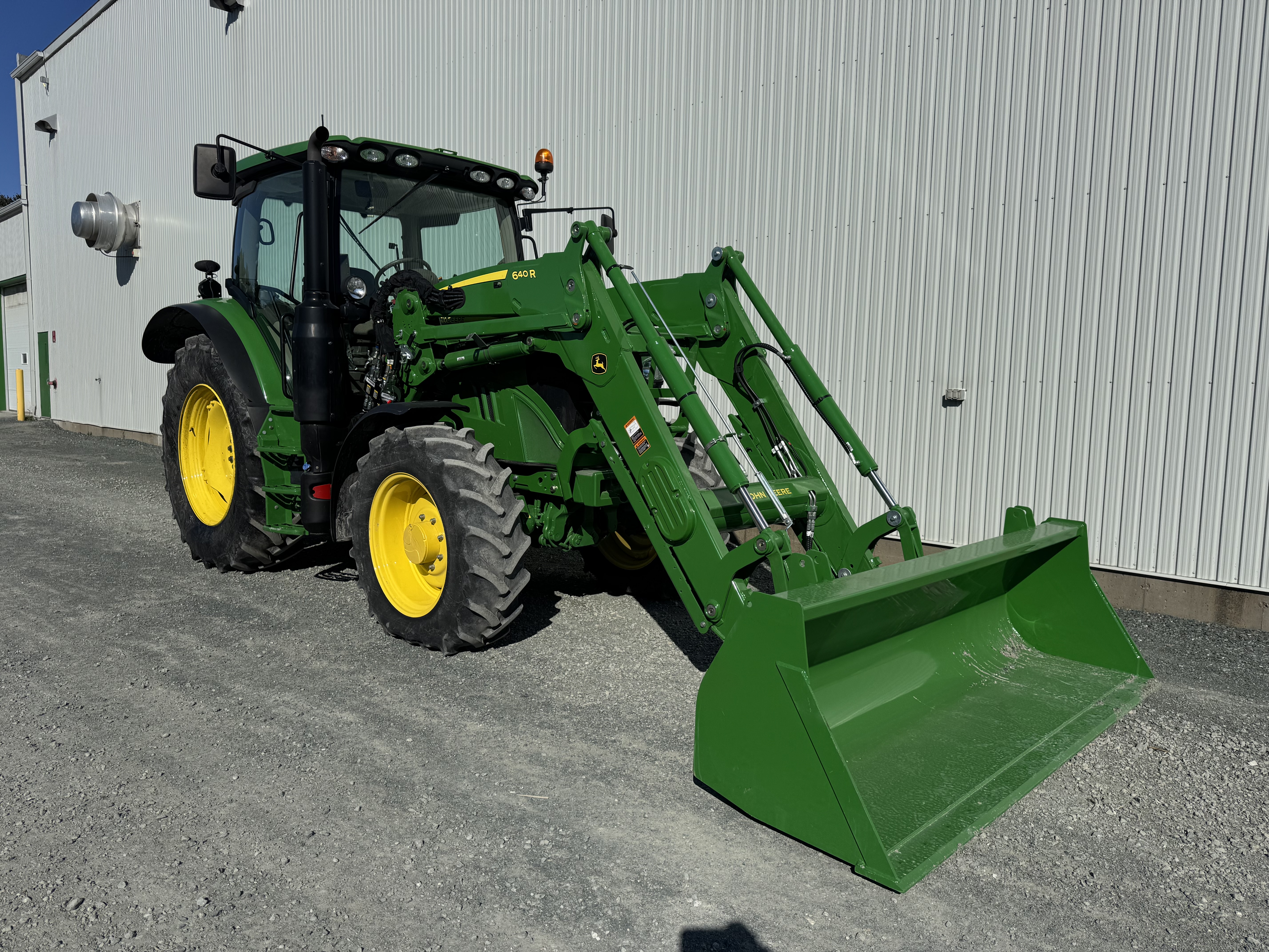 John Deere 6120R