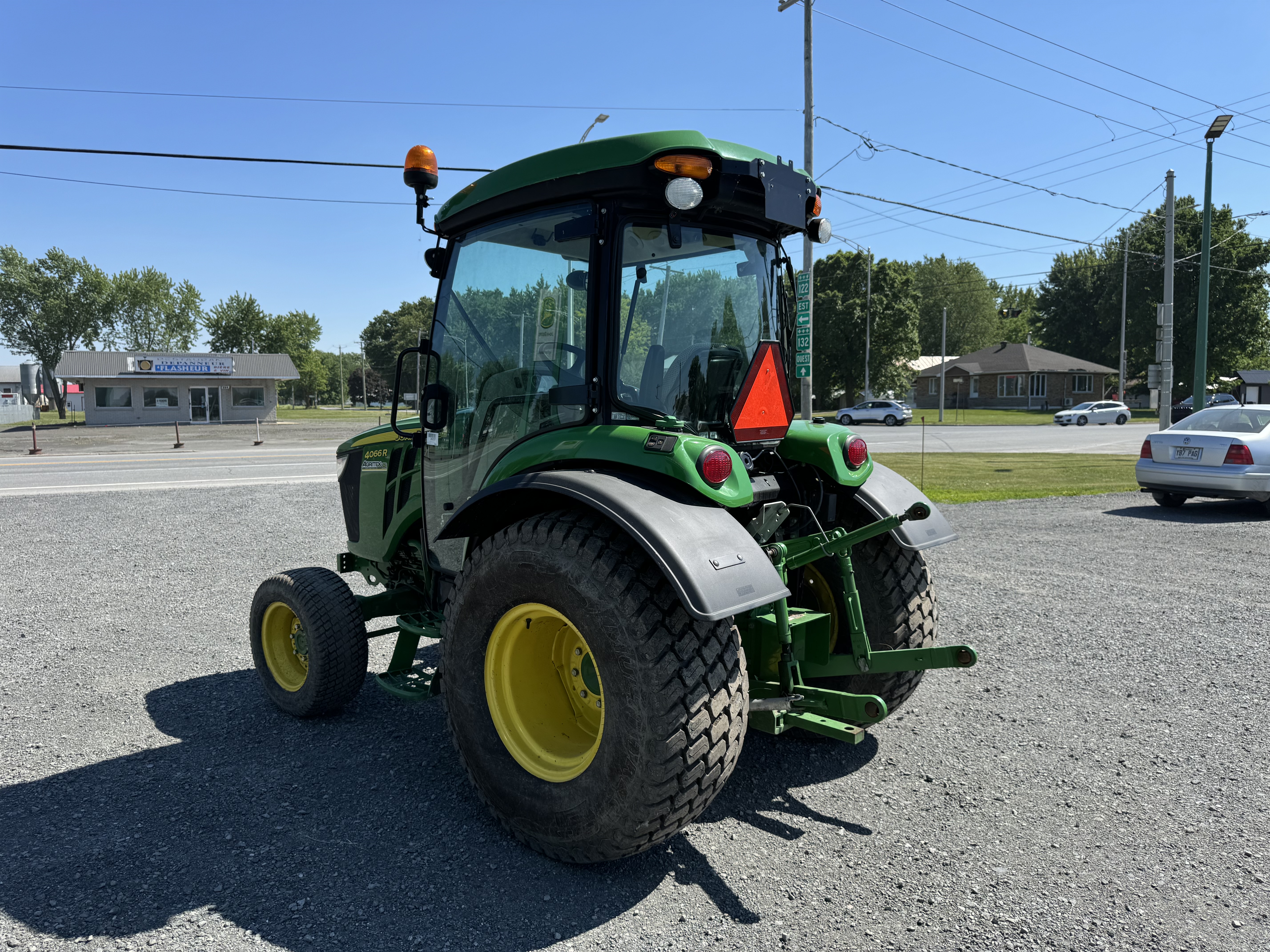 John Deere 4066R TURF 