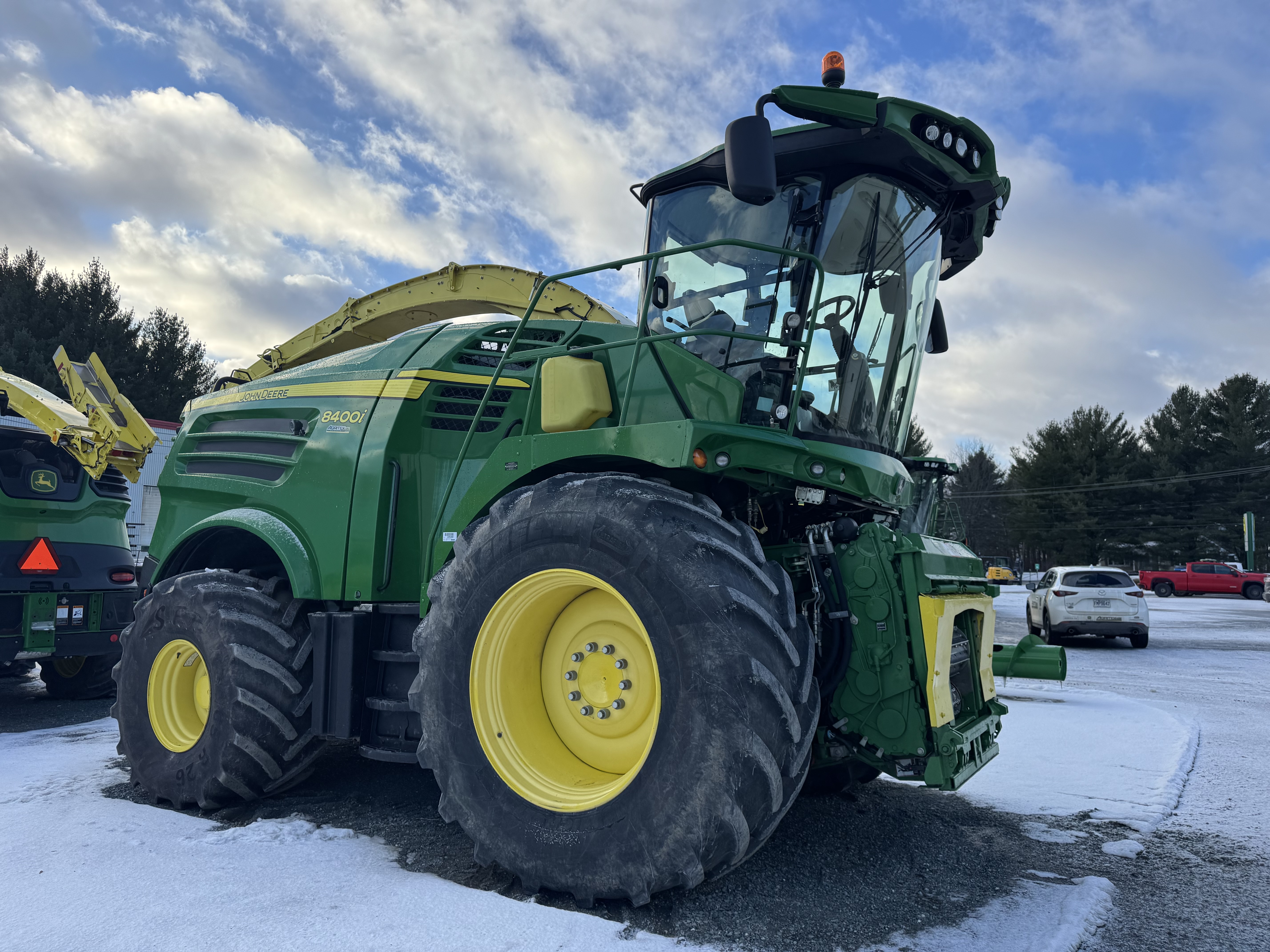 John Deere 8400i