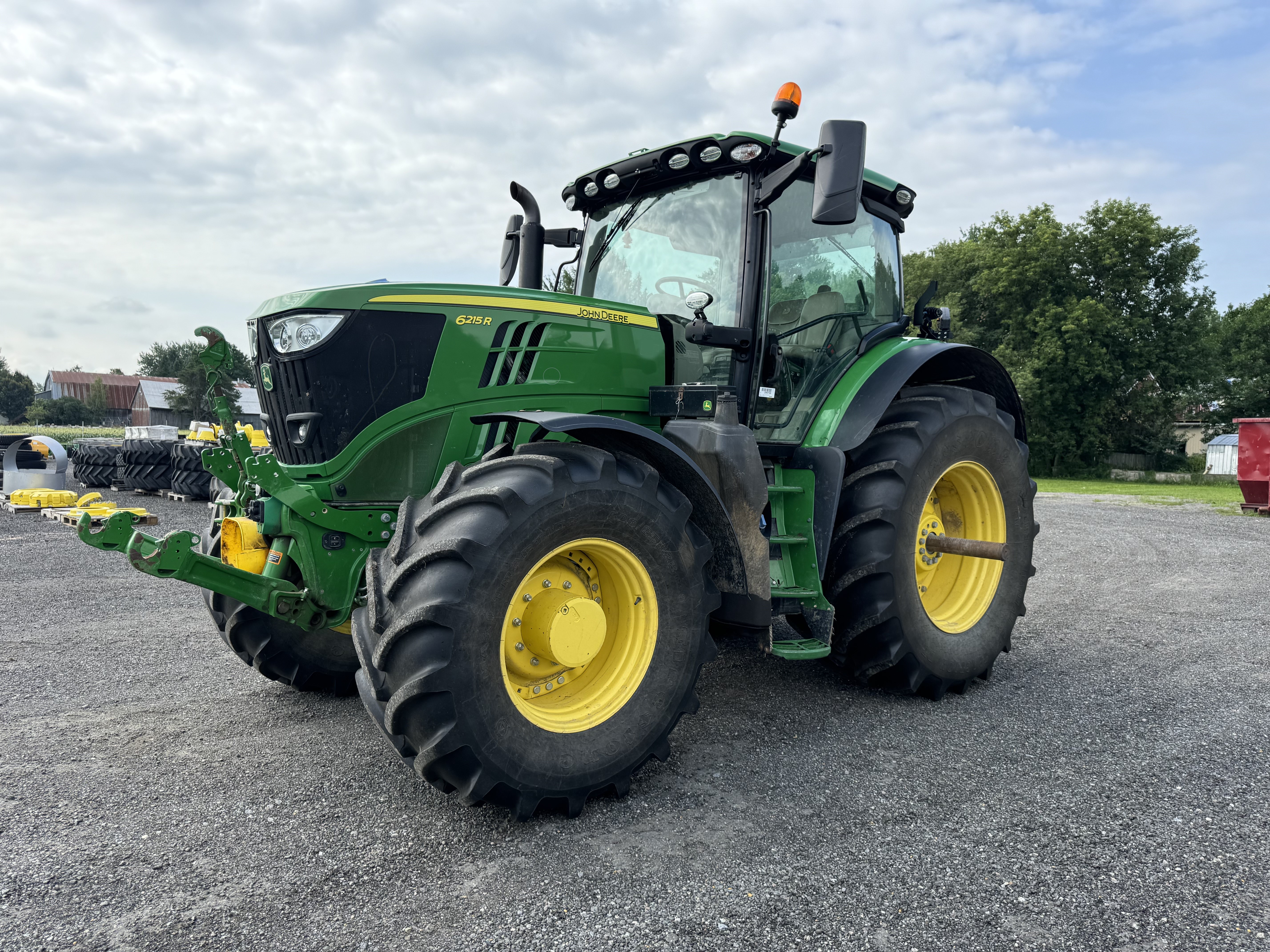 John Deere 6215R FRT HITCH PTO