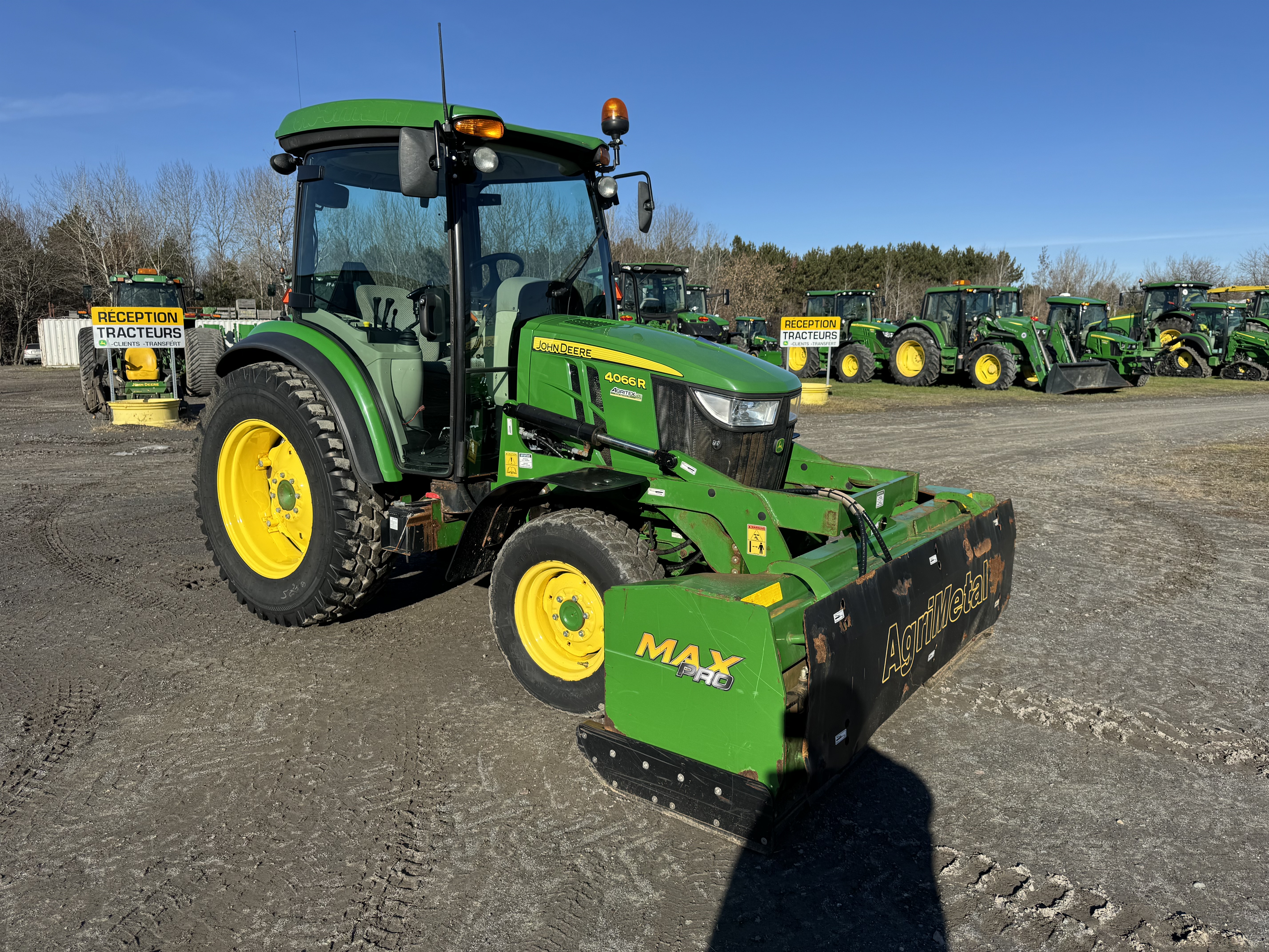 John Deere 4066R GRATTE NOKIAN  