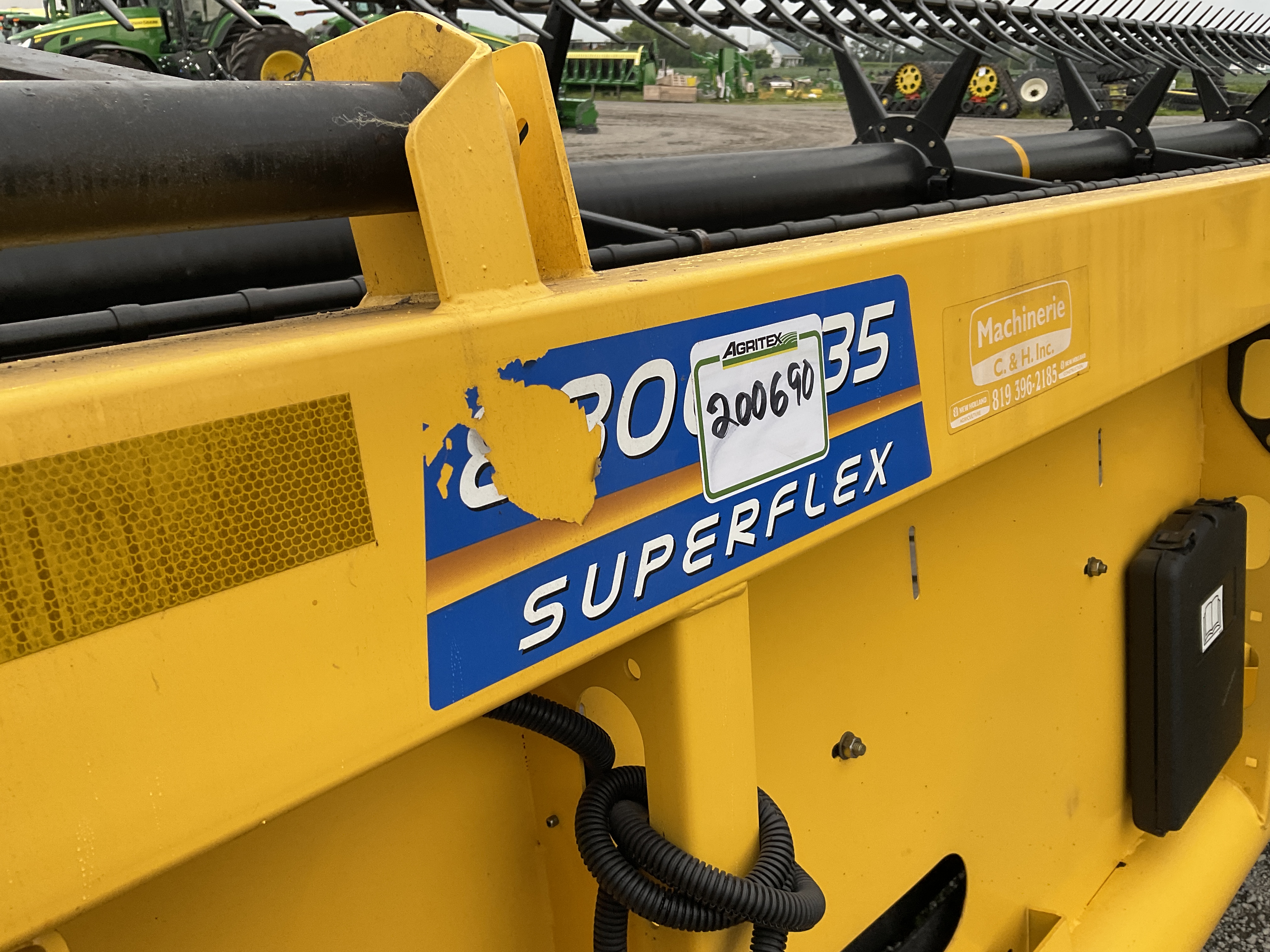 New Holland 880CF-35