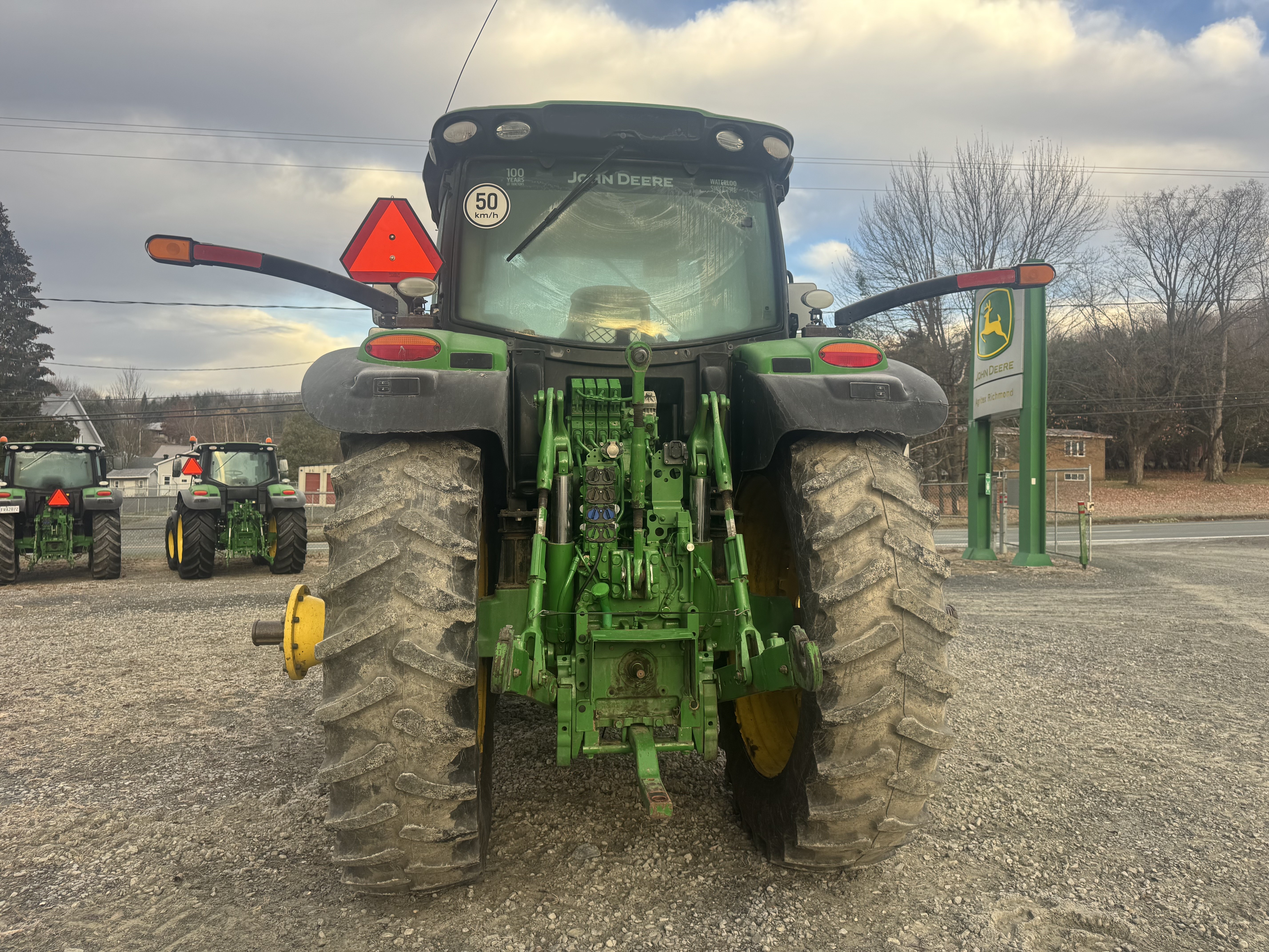 John Deere 6195R FRT HITCH PTO