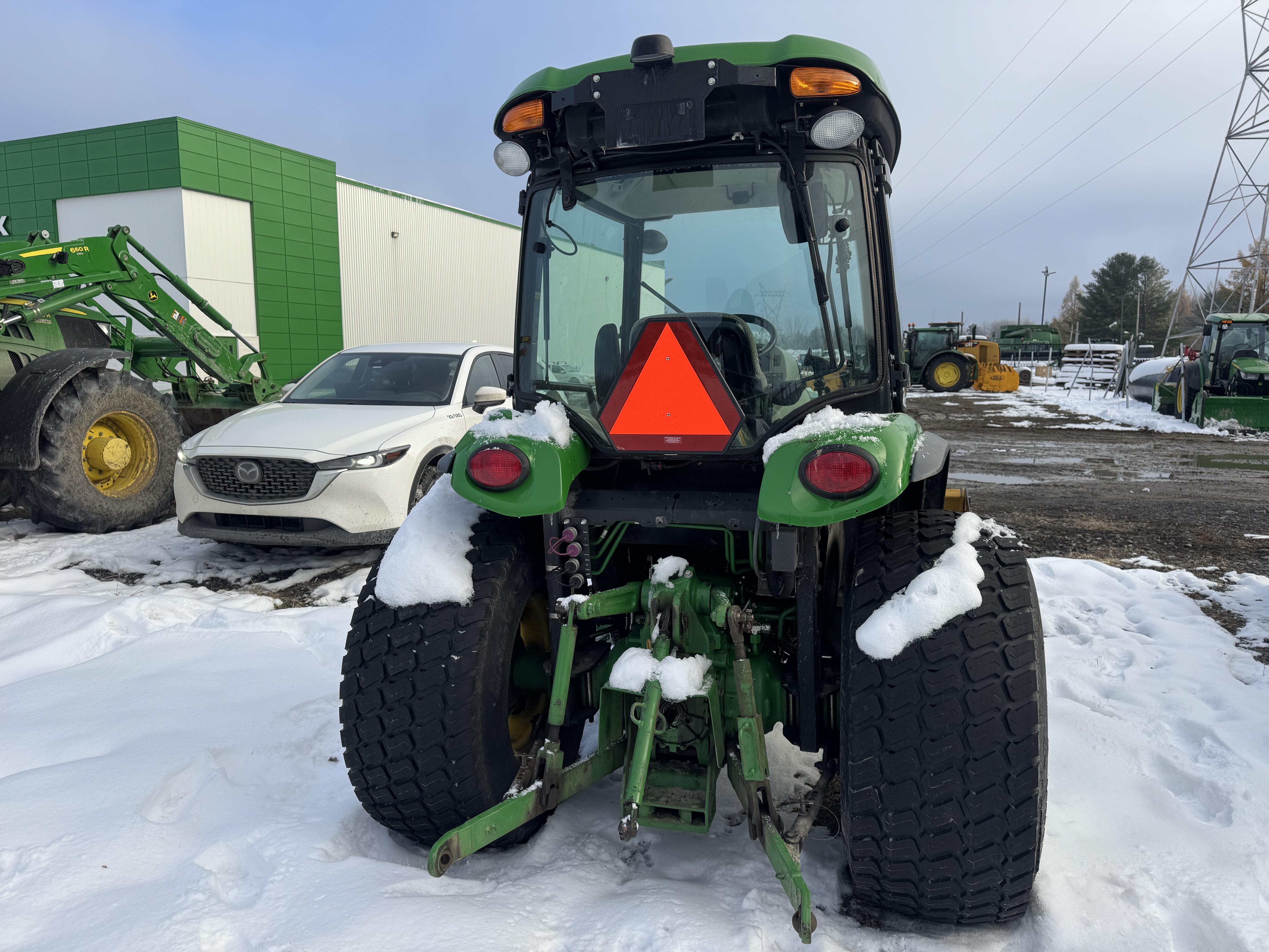 John Deere 4066R GRATTE TURF    