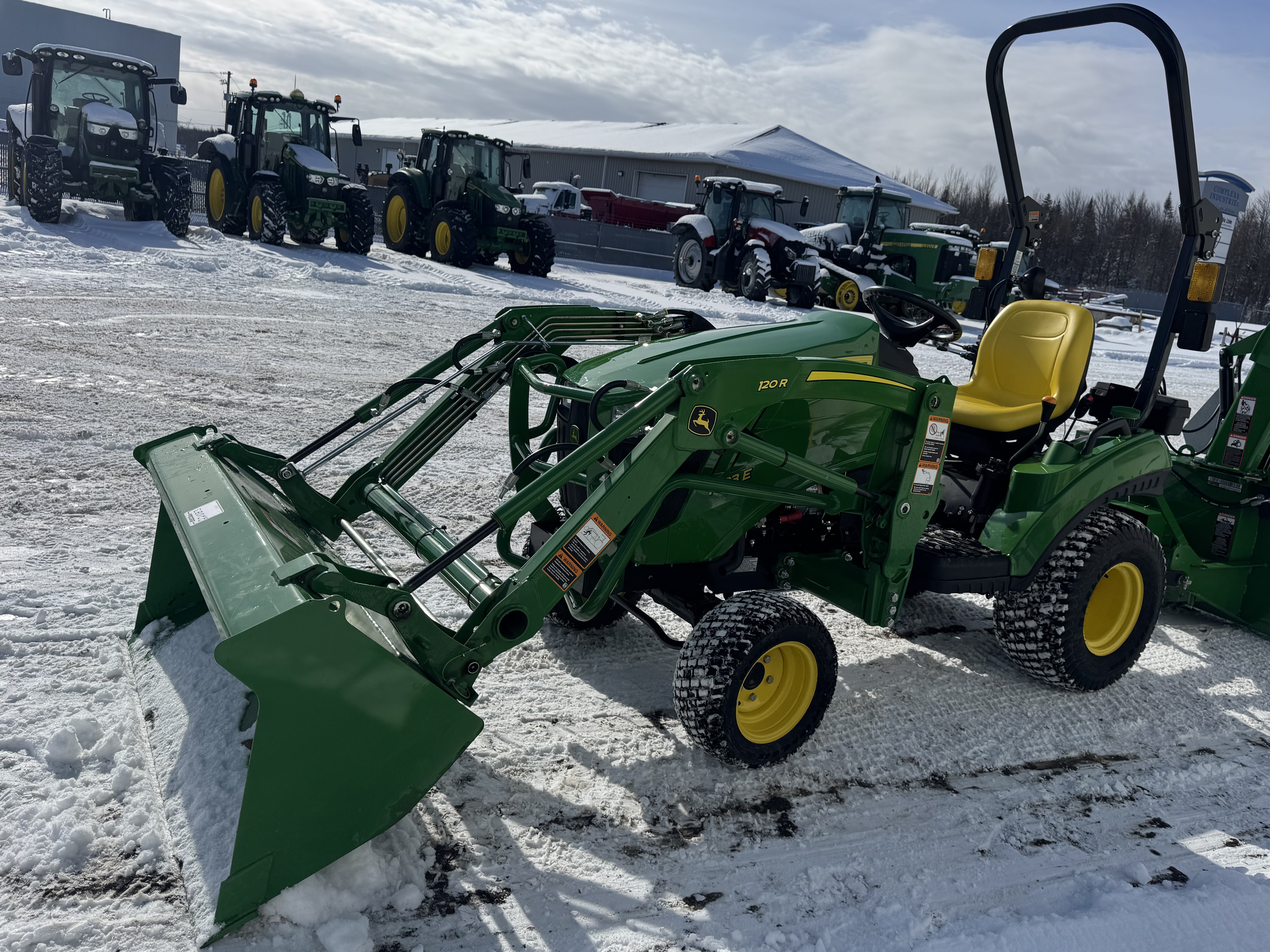 John Deere 1023E