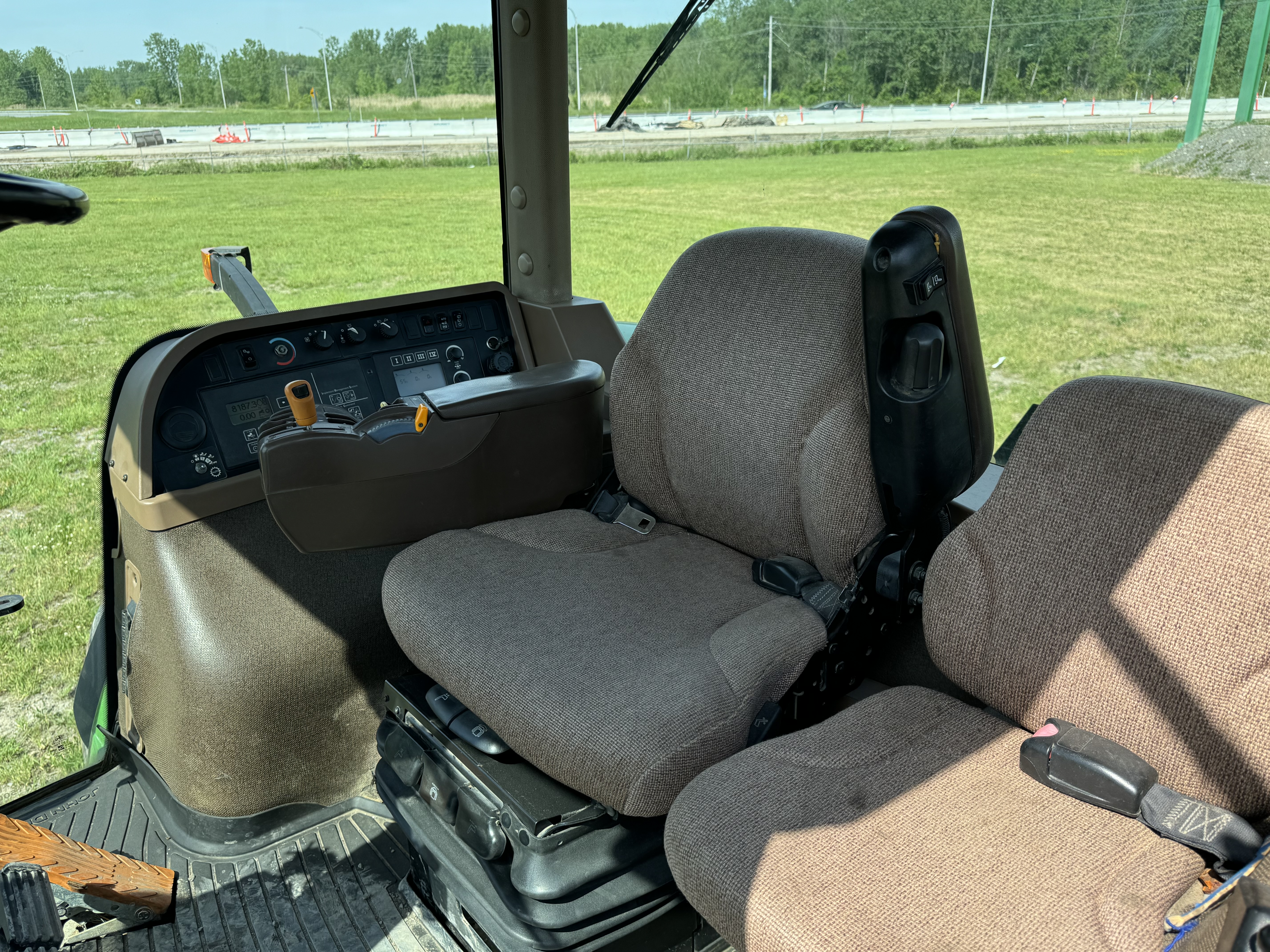 John Deere 7730