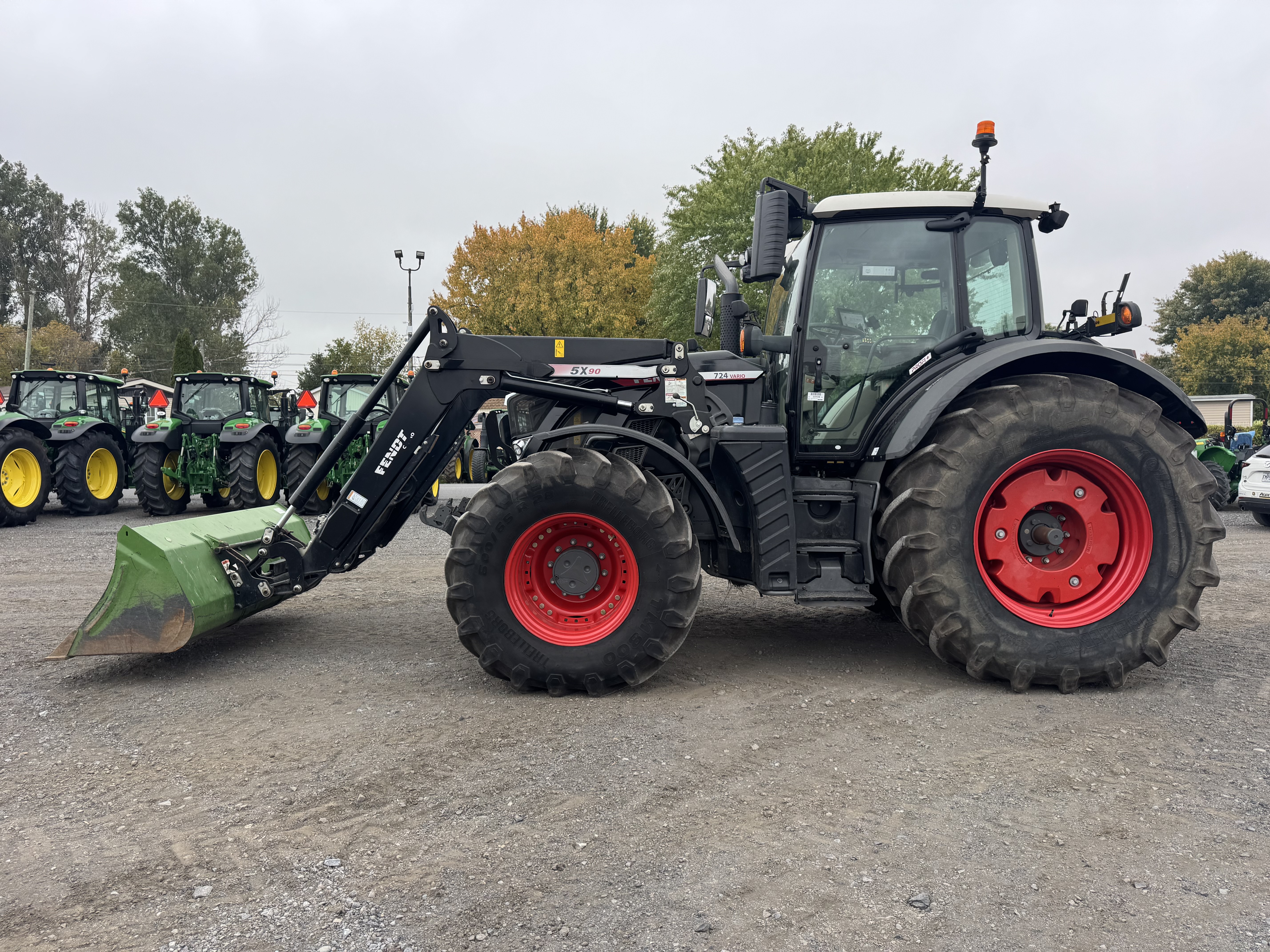 Fendt 724 FRT HITCH PTO