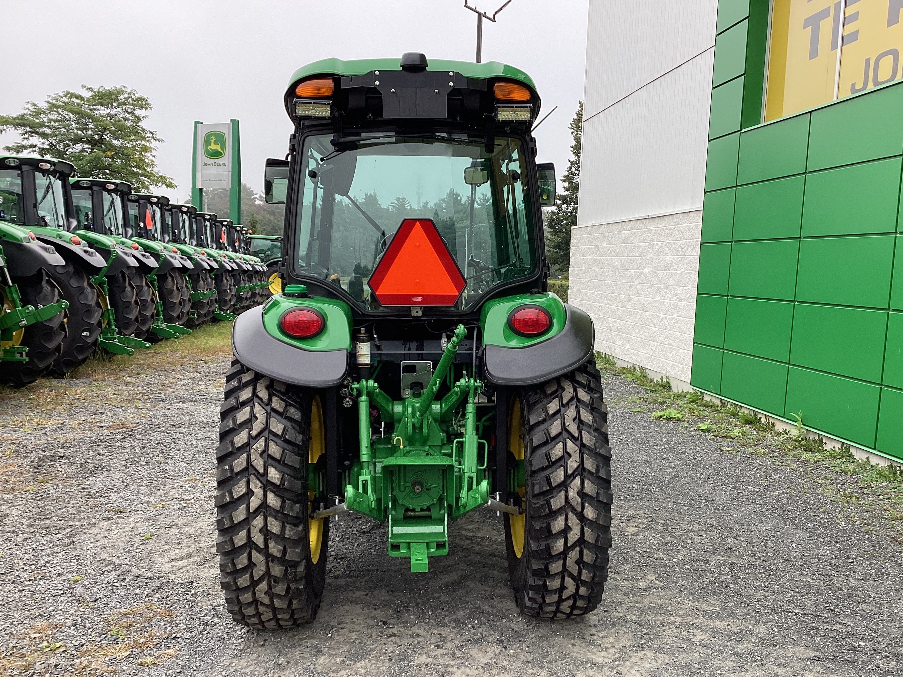 John Deere 4052R NOKIAN JRTX 