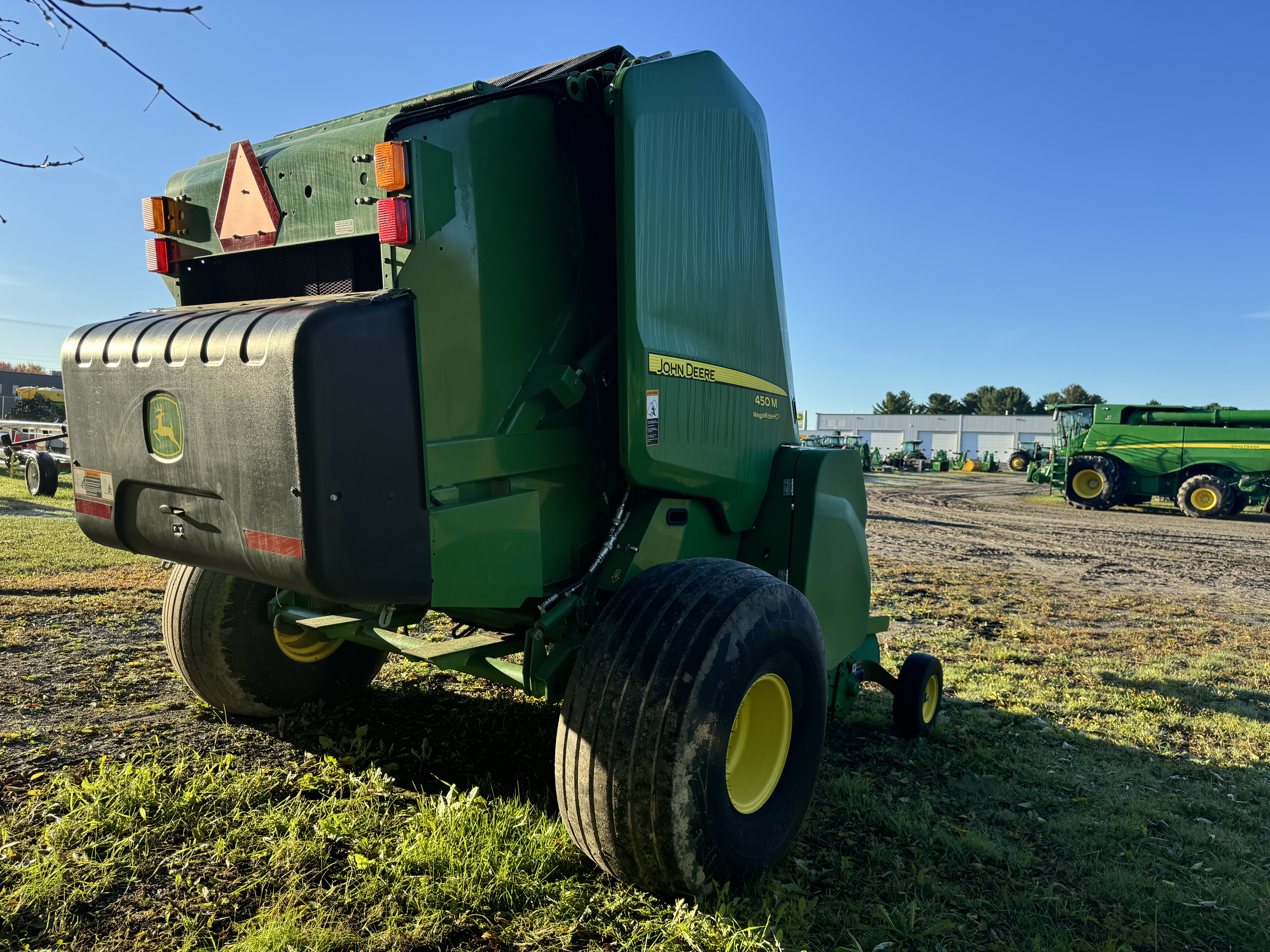 John Deere 450M