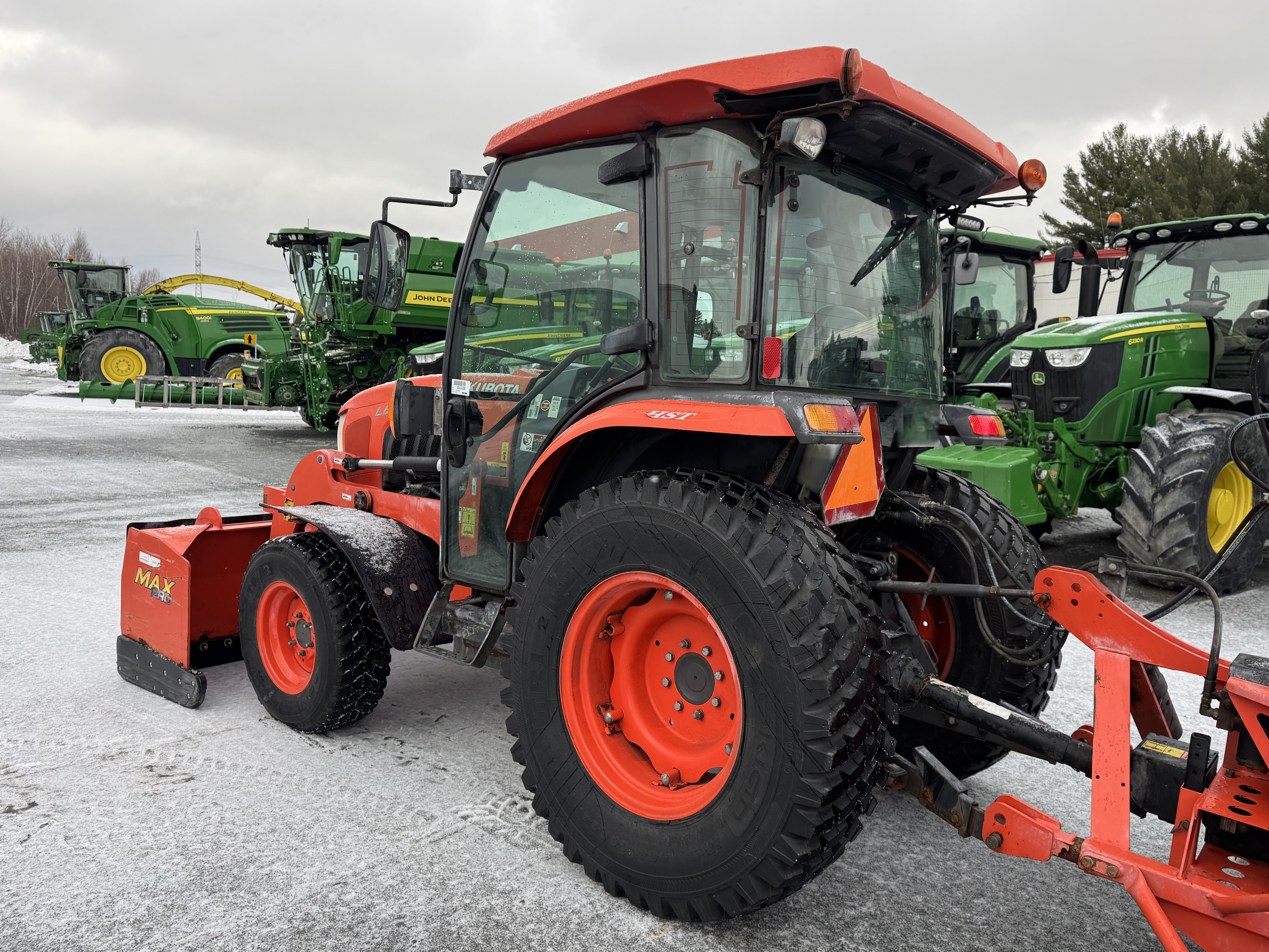 Kubota L6060 GRATTE NOKIAN    