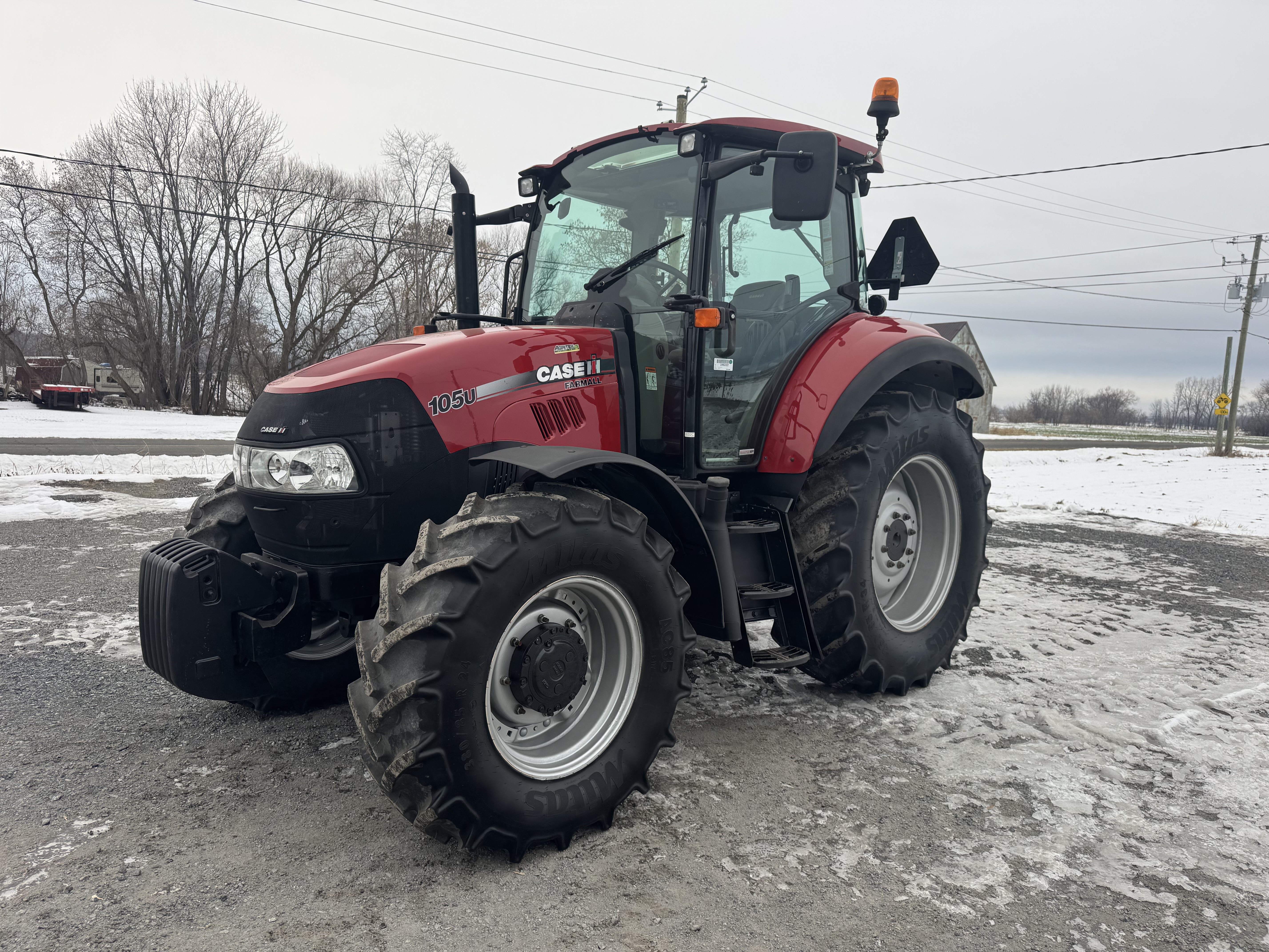 Case/IH Farmall 105U