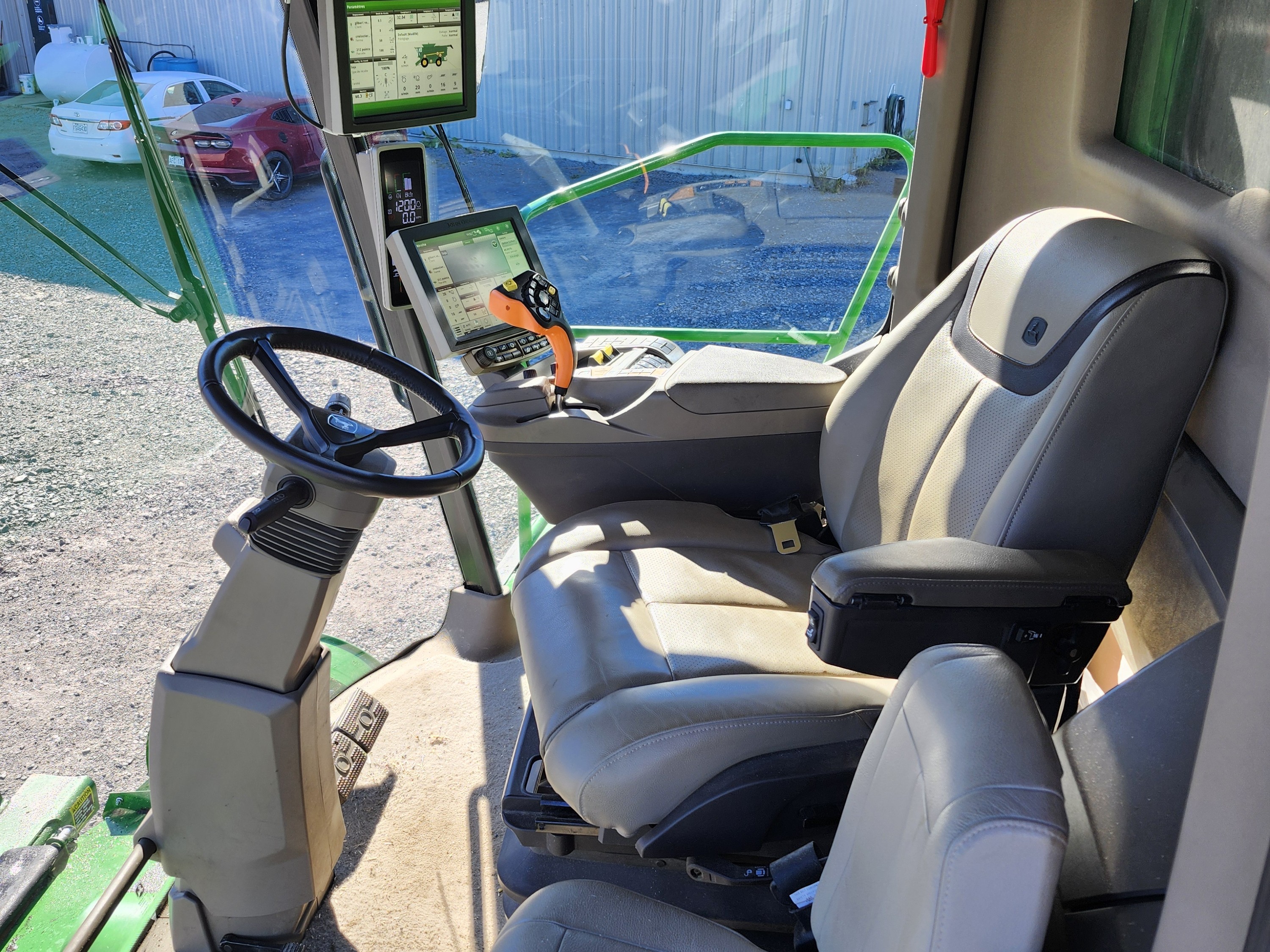 John Deere X9 1100 TRACK