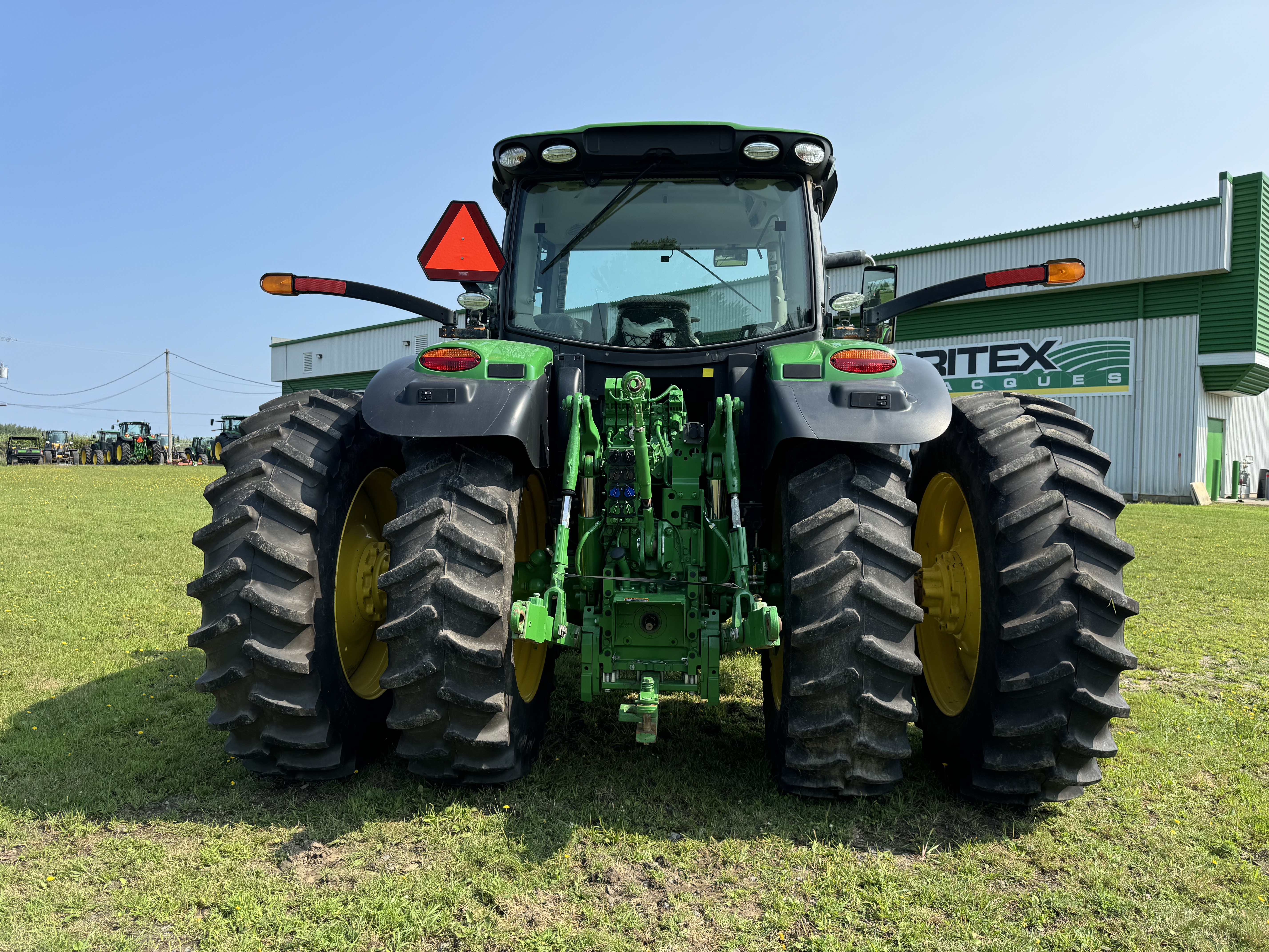 John Deere 6145R 