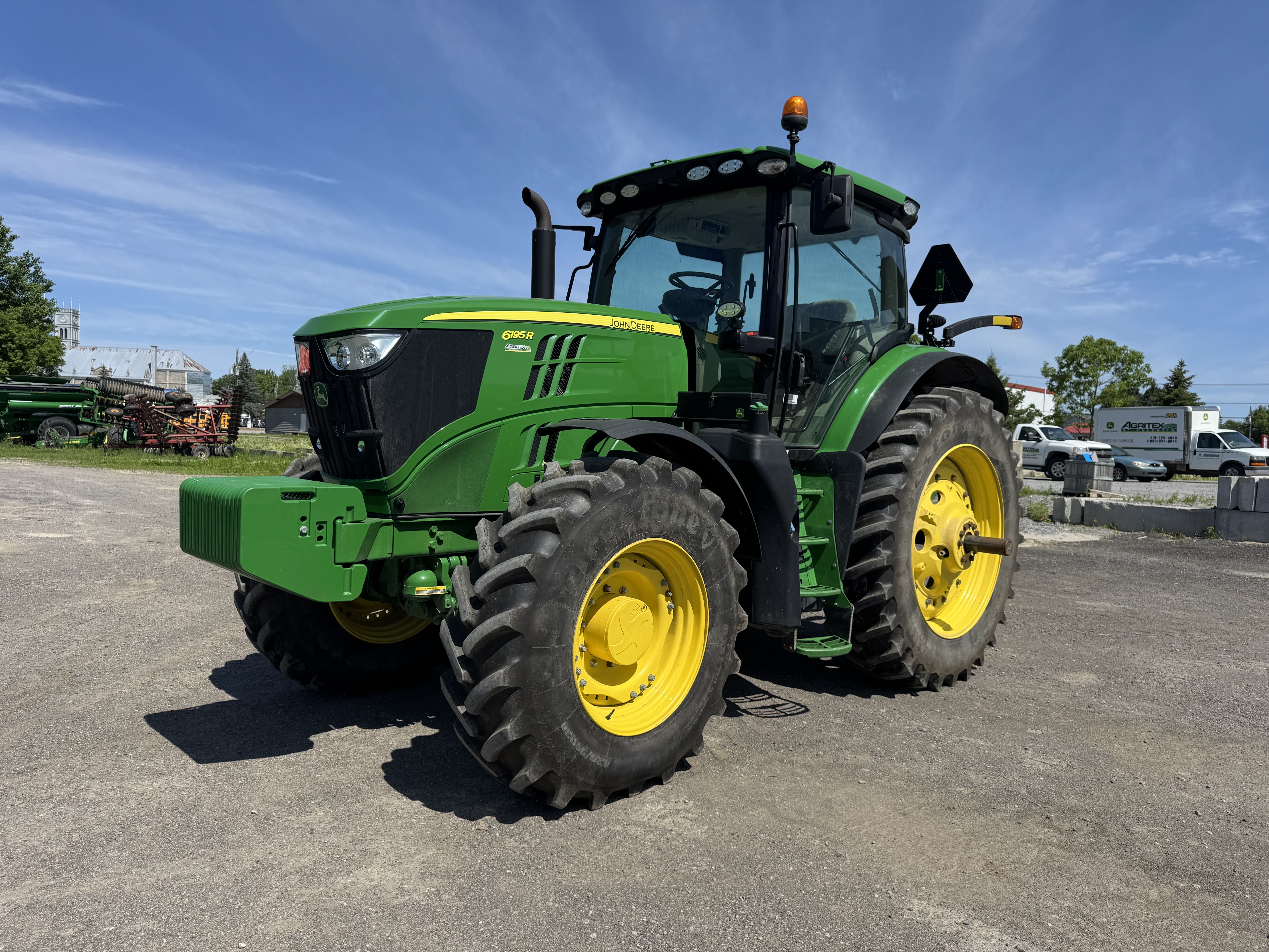 John Deere 6195R 