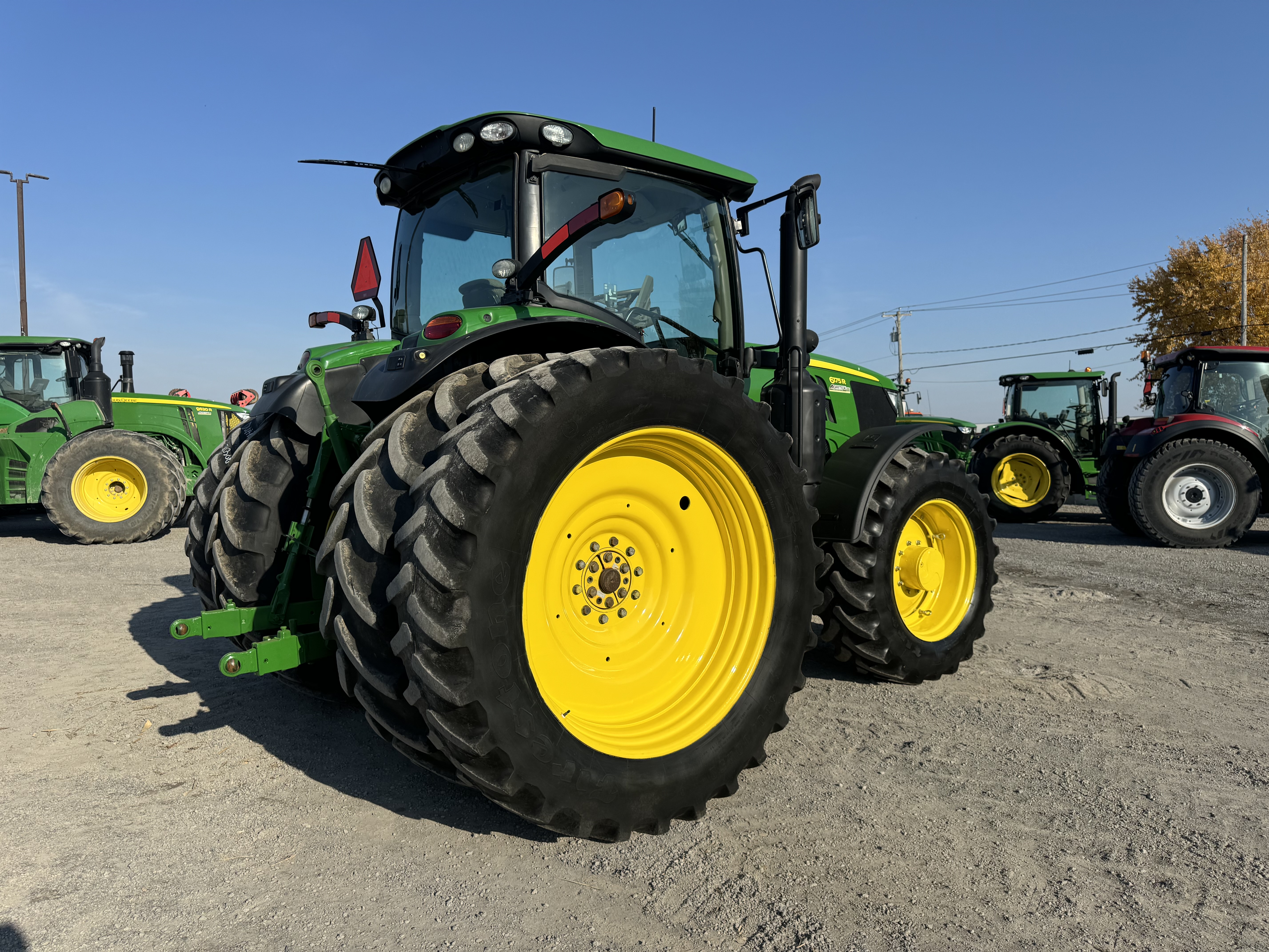 John Deere 6175R 