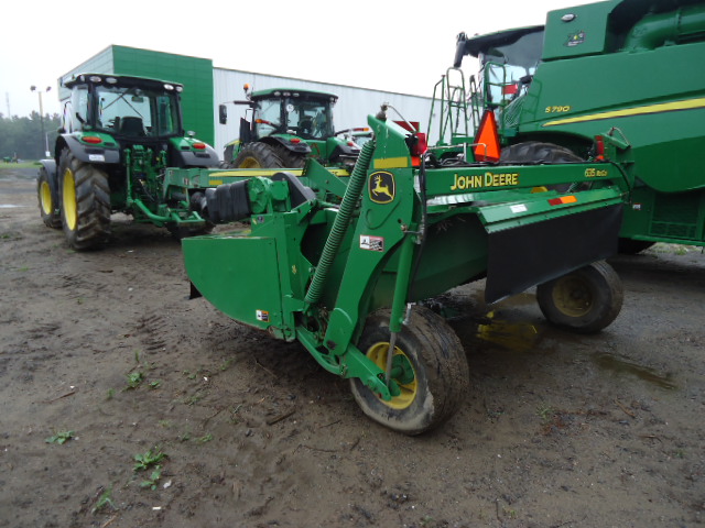 John Deere 635