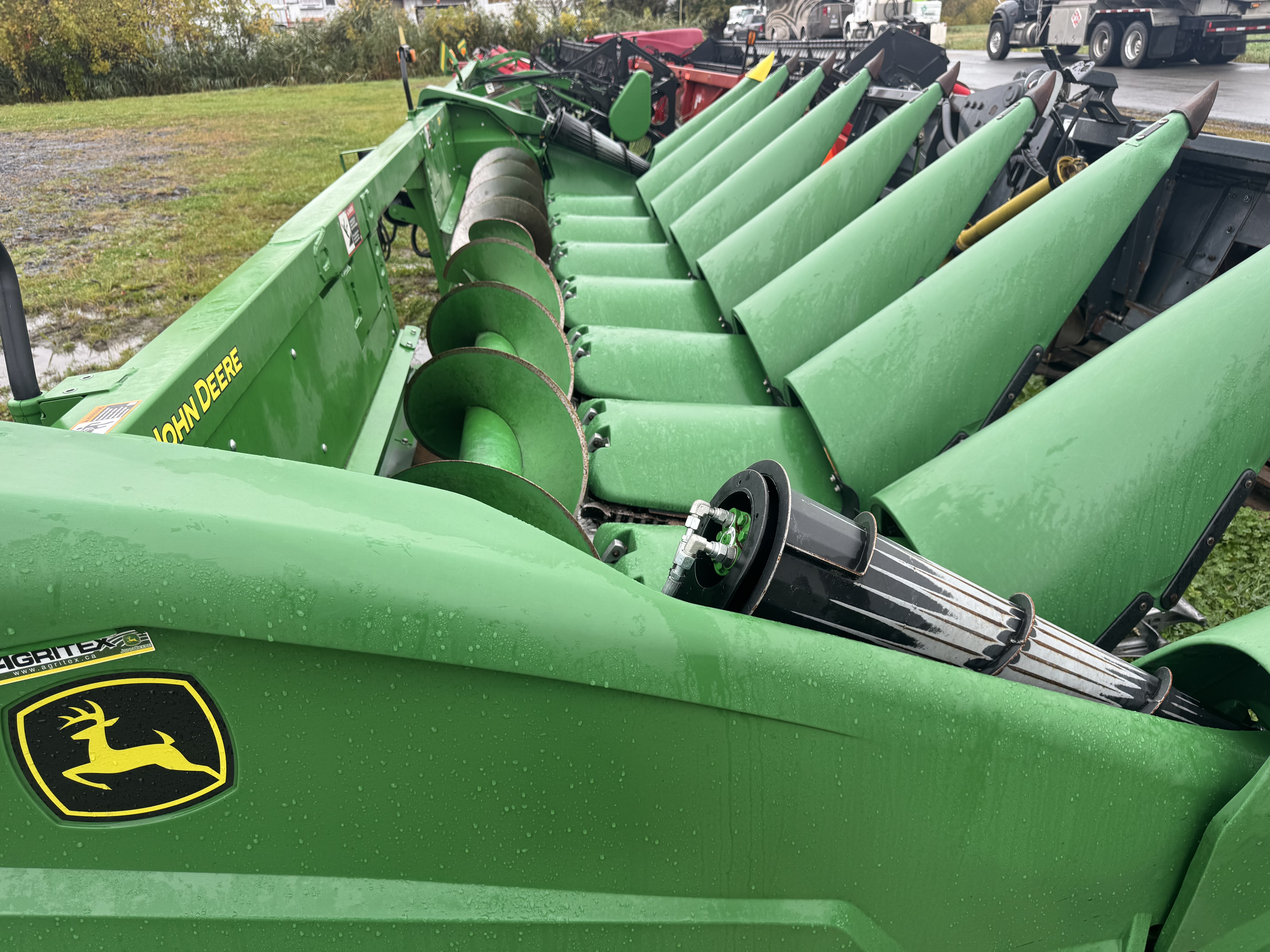 John Deere C8R