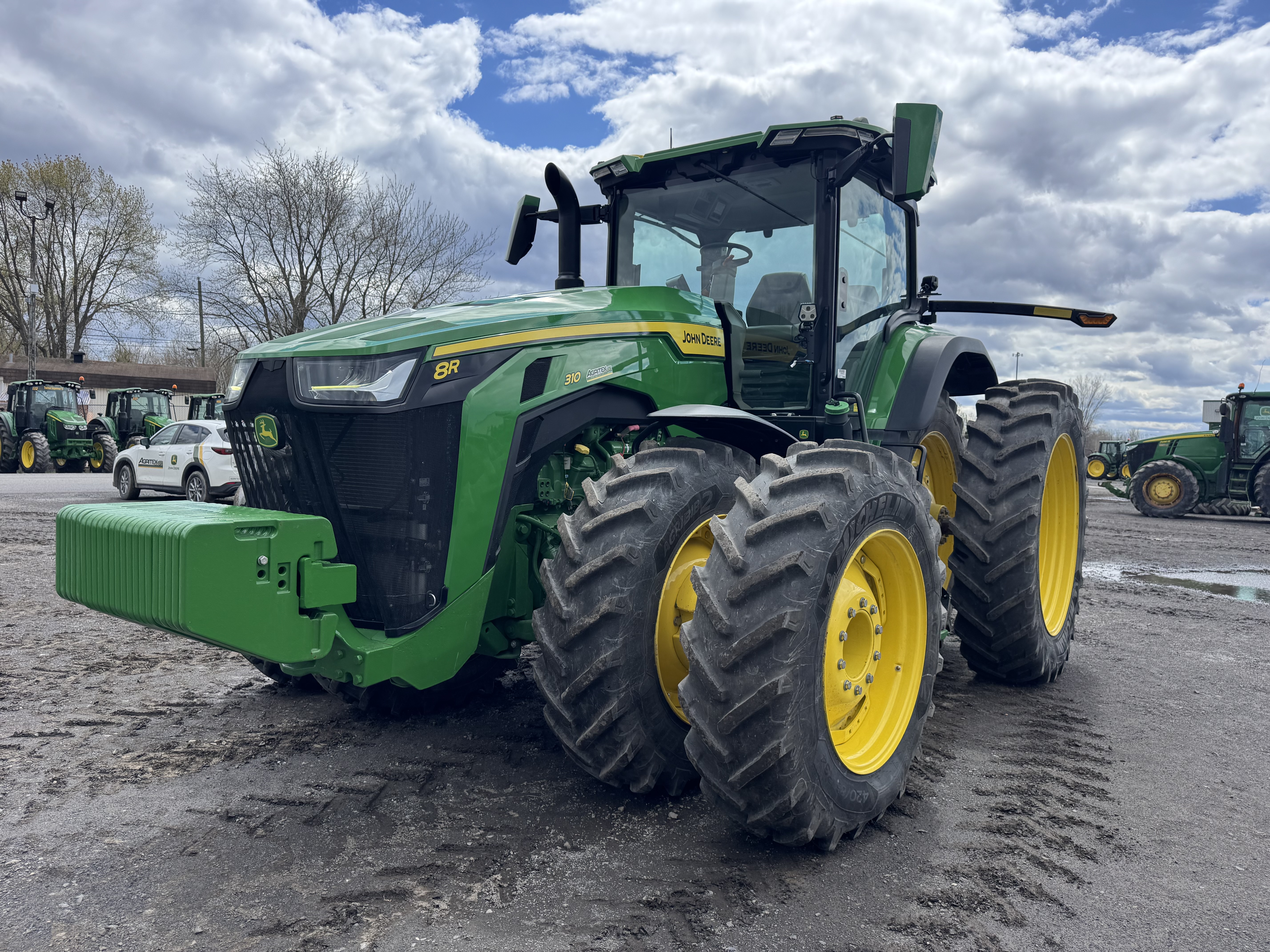 John Deere 8R 310
